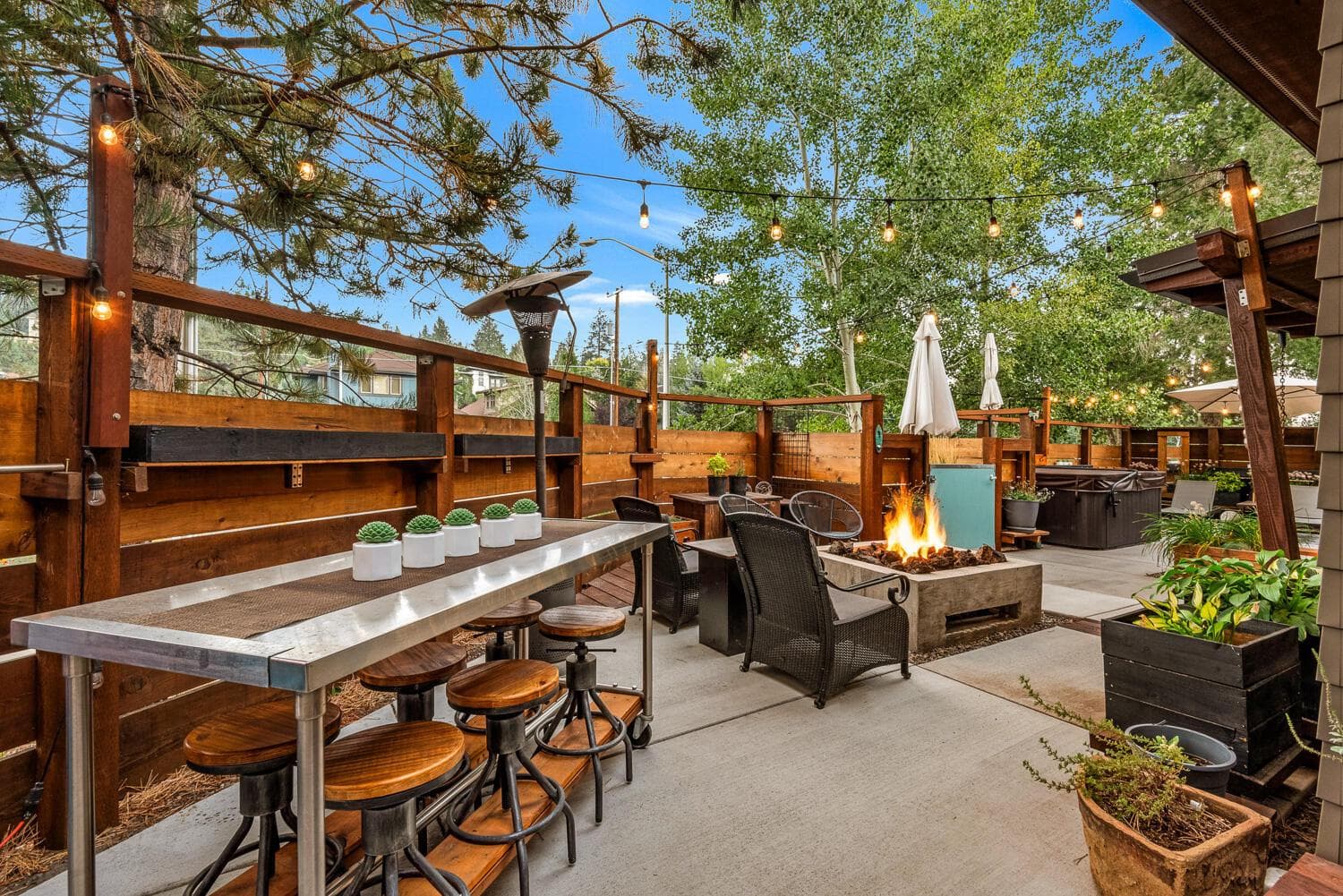 Photo of 1393 NW Newport Avenue 20 of 28