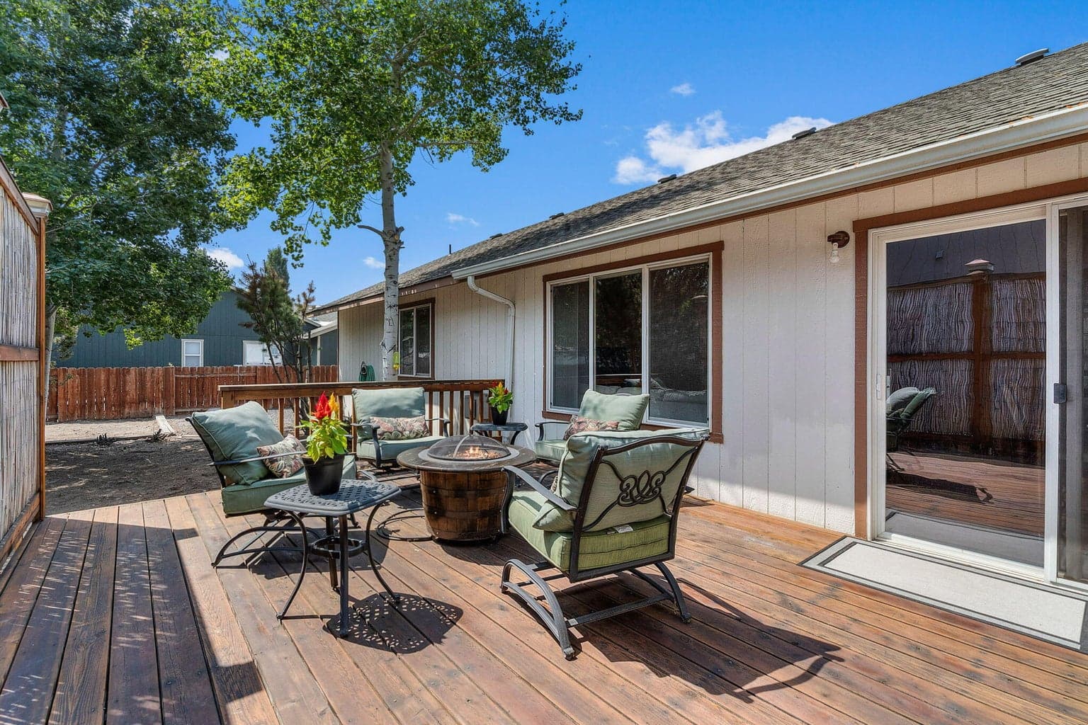 Photo of 2538 NW 15th Street 21 of 24