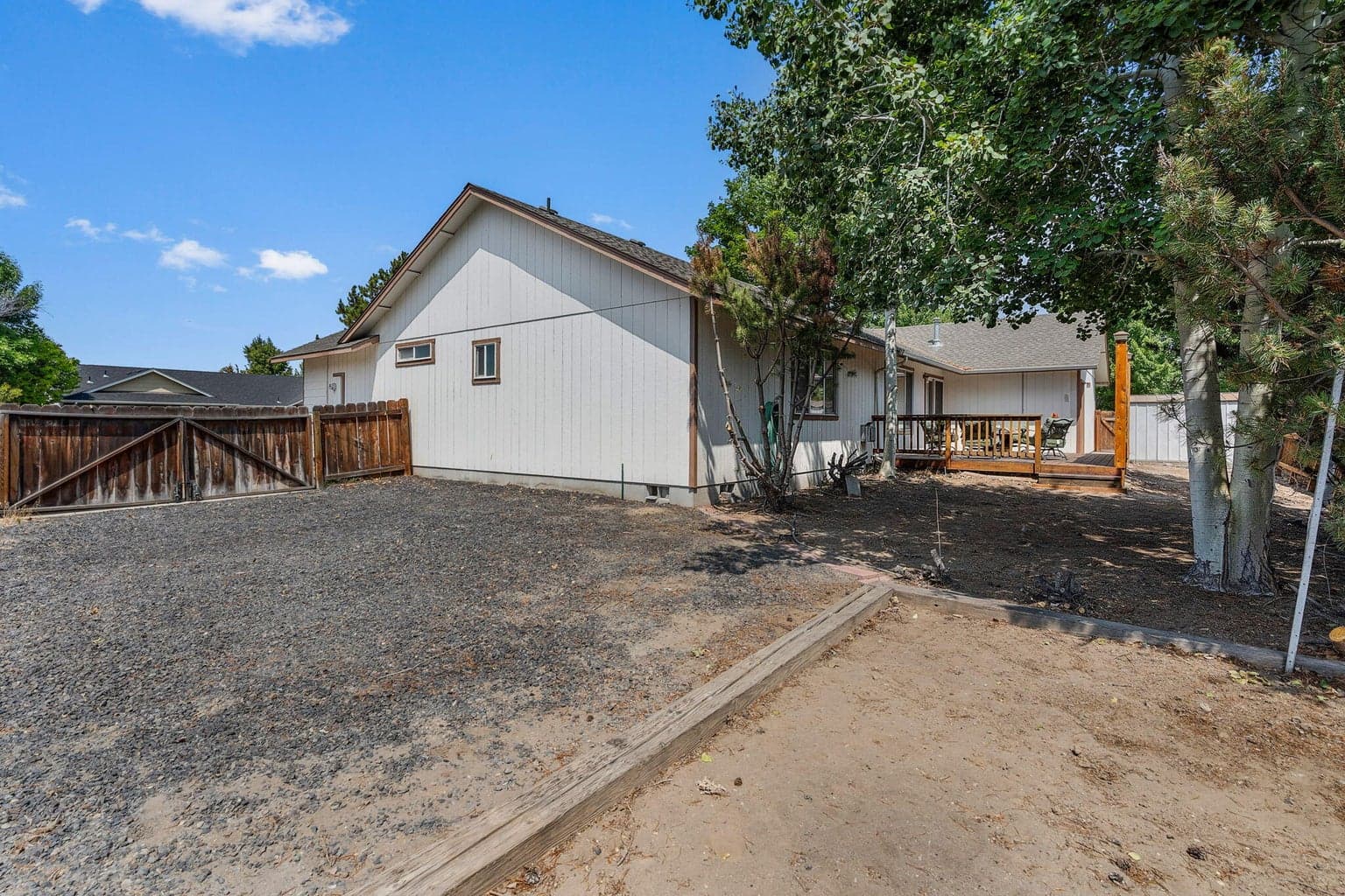 Photo of 2538 NW 15th Street 23 of 24