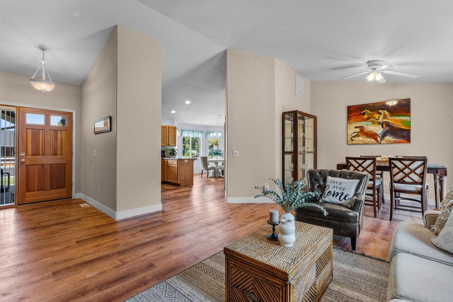 Photo of 2538 15th 5 of 24