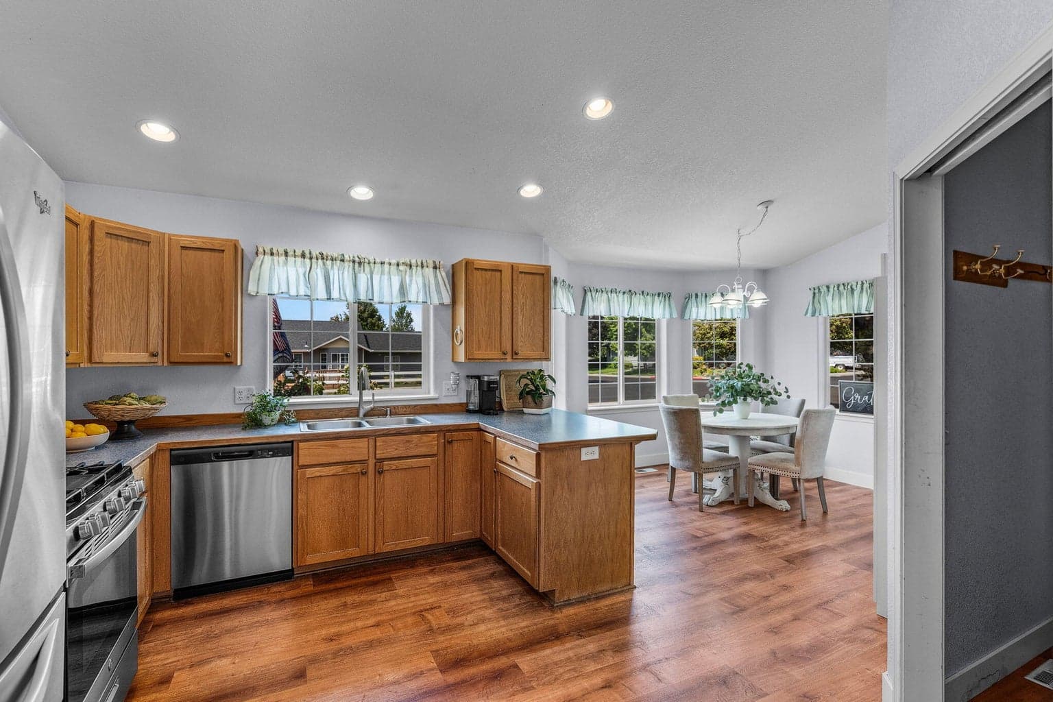 Photo of 2538 NW 15th Street 11 of 24