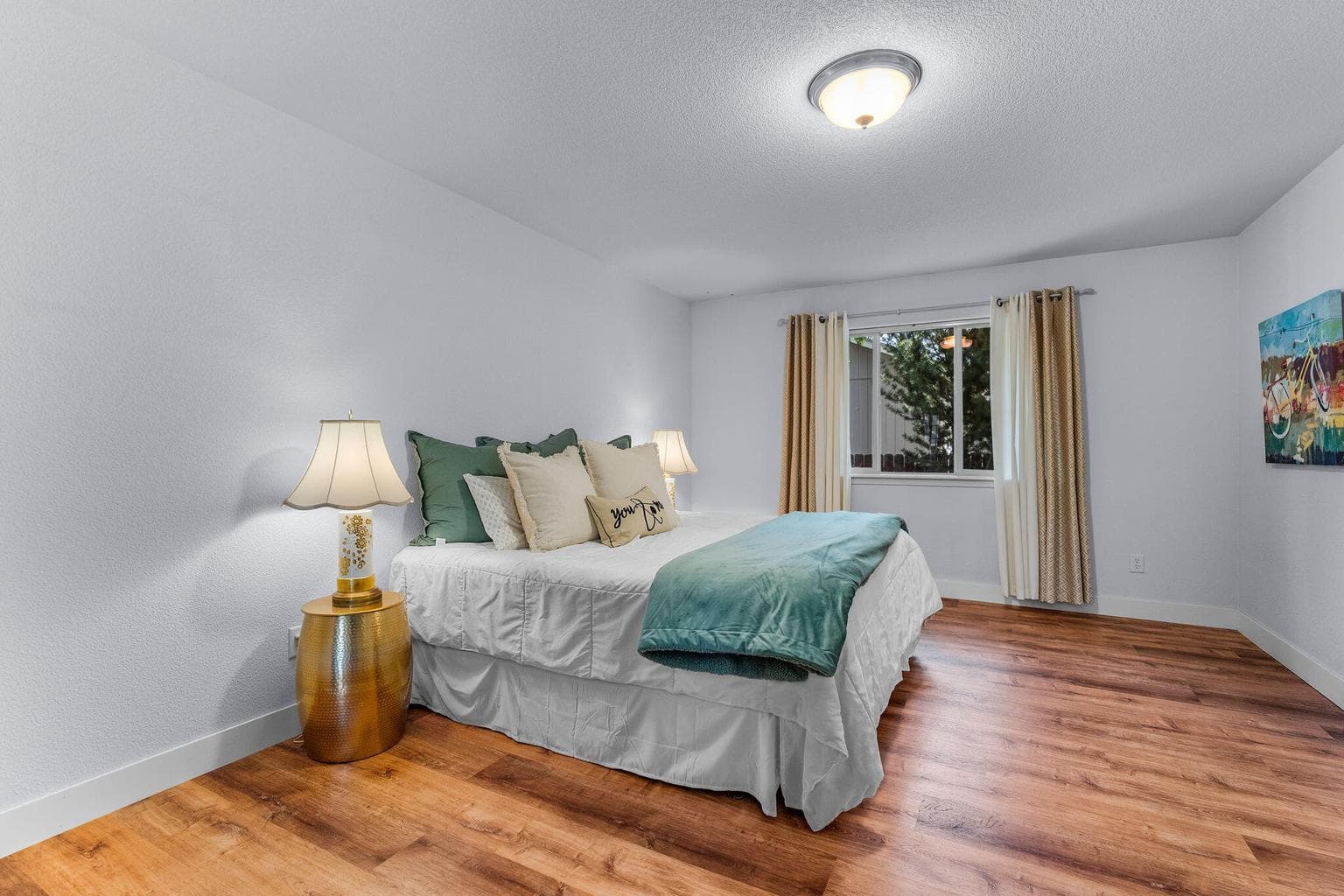 Photo of 2538 NW 15th Street 13 of 24