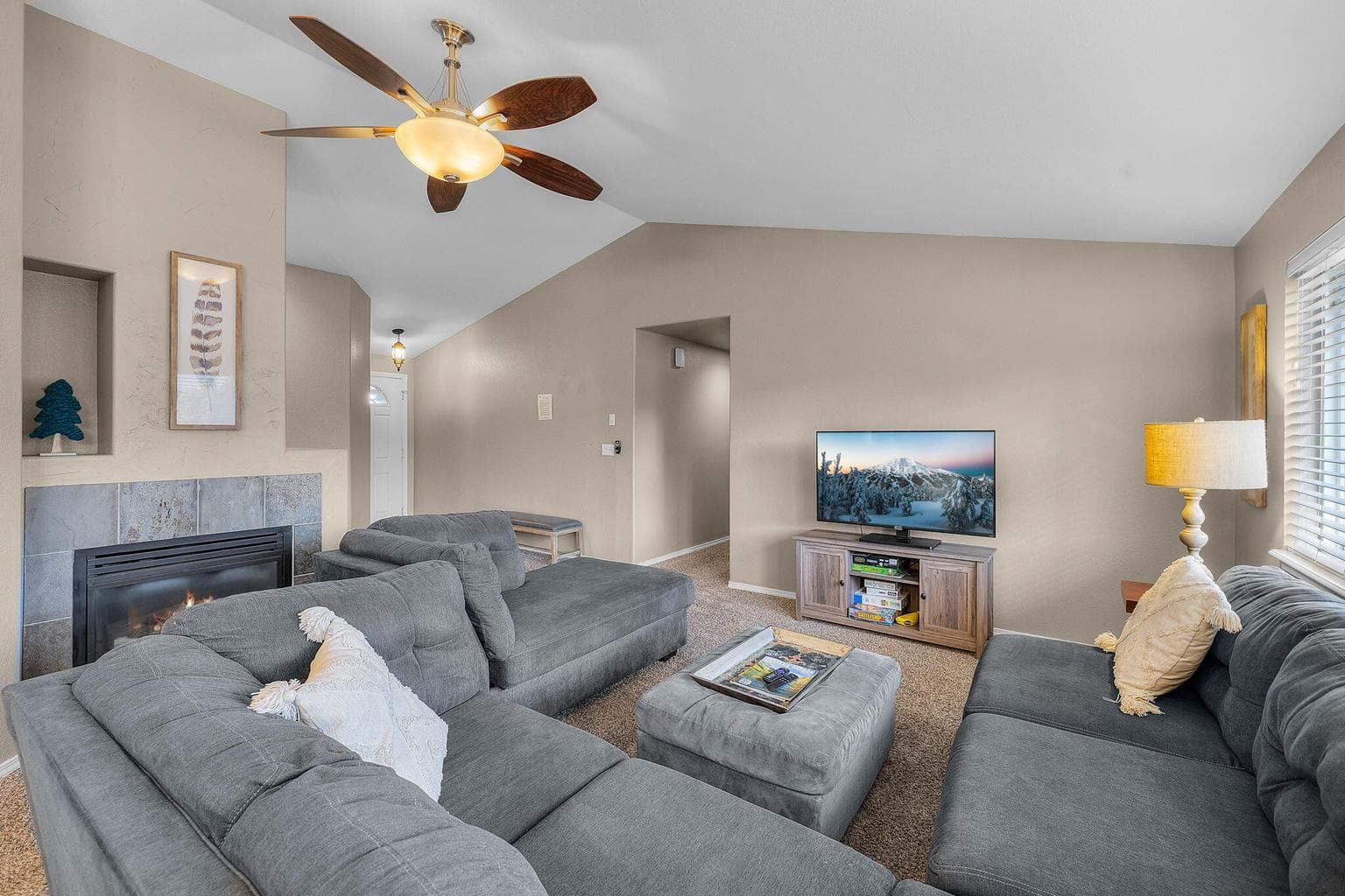 Photo of 61366 Stardrift Drive 9 of 30