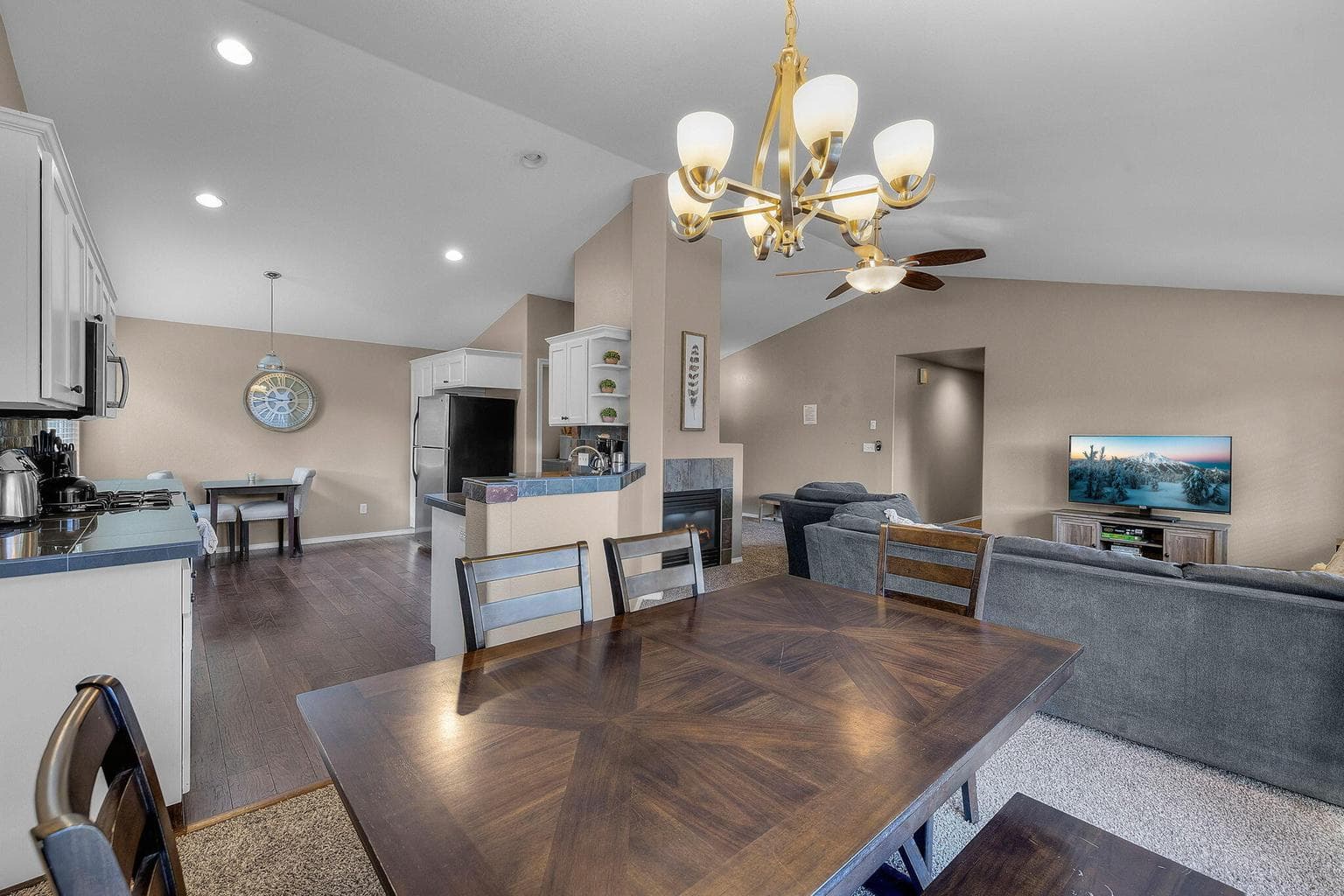 Photo of 61366 Stardrift Drive 12 of 30