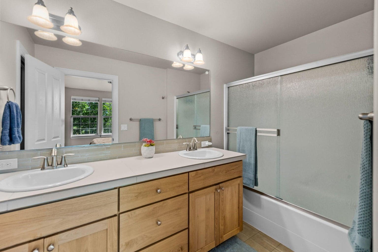 Photo of 20536 Avro Place 23 of 50