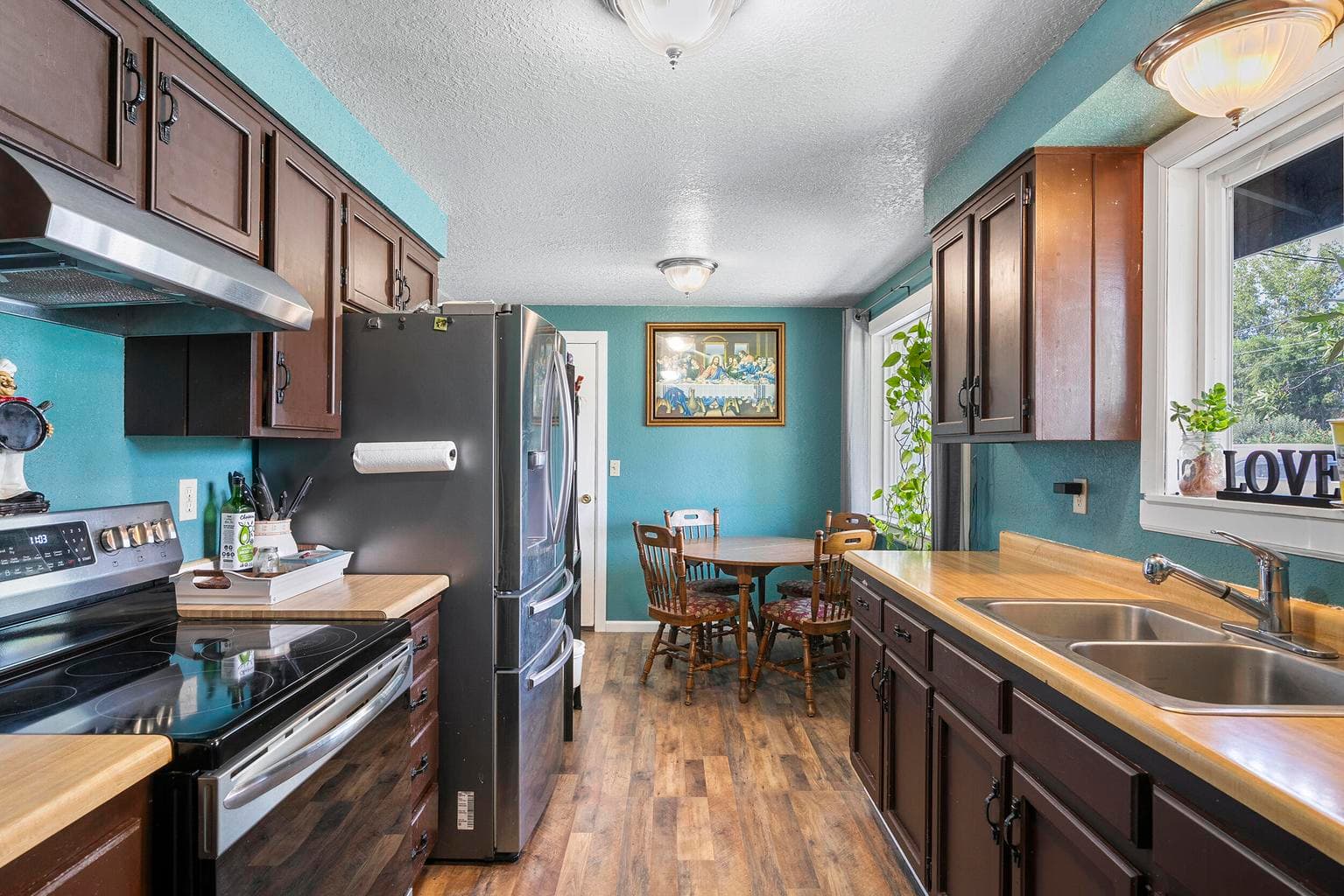 Photo of 3034 SW 28th Court 10 of 29