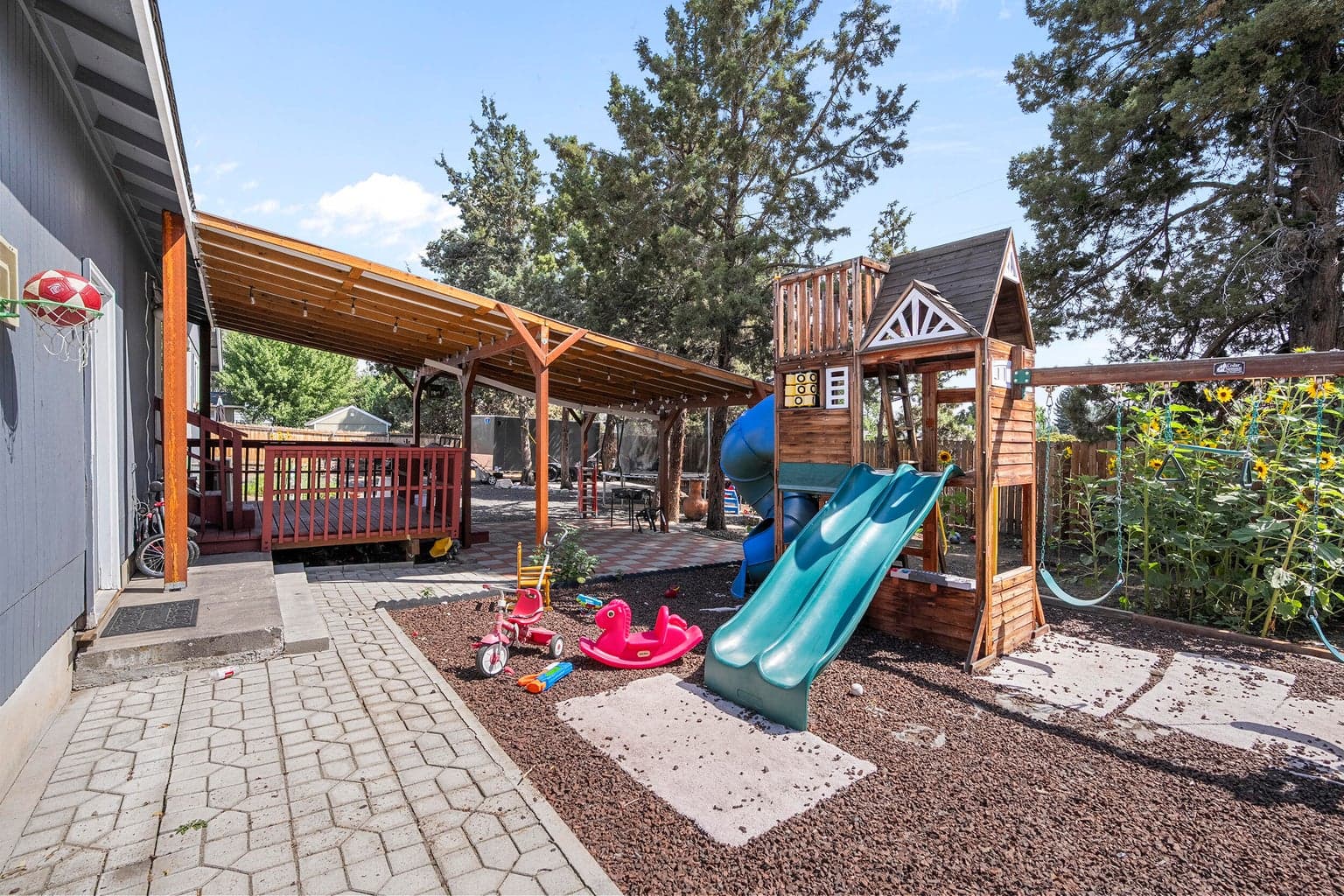 Photo of 3034 SW 28th Court 18 of 29
