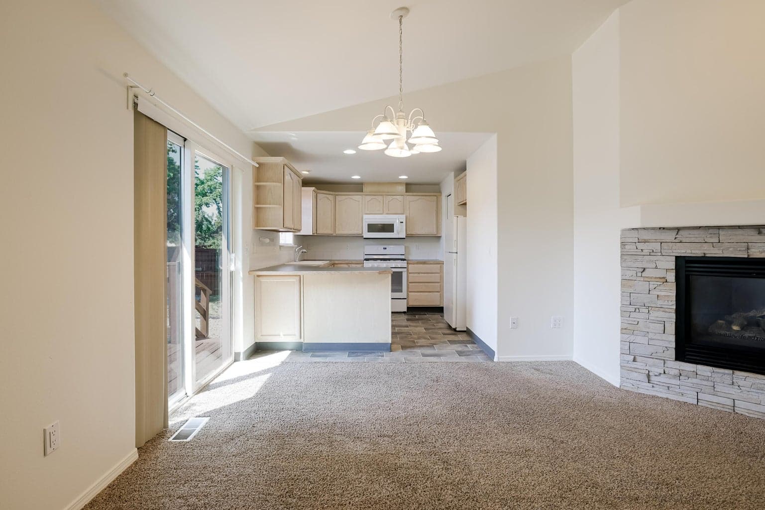 Photo of 2735 NE Faith Drive 8 of 41