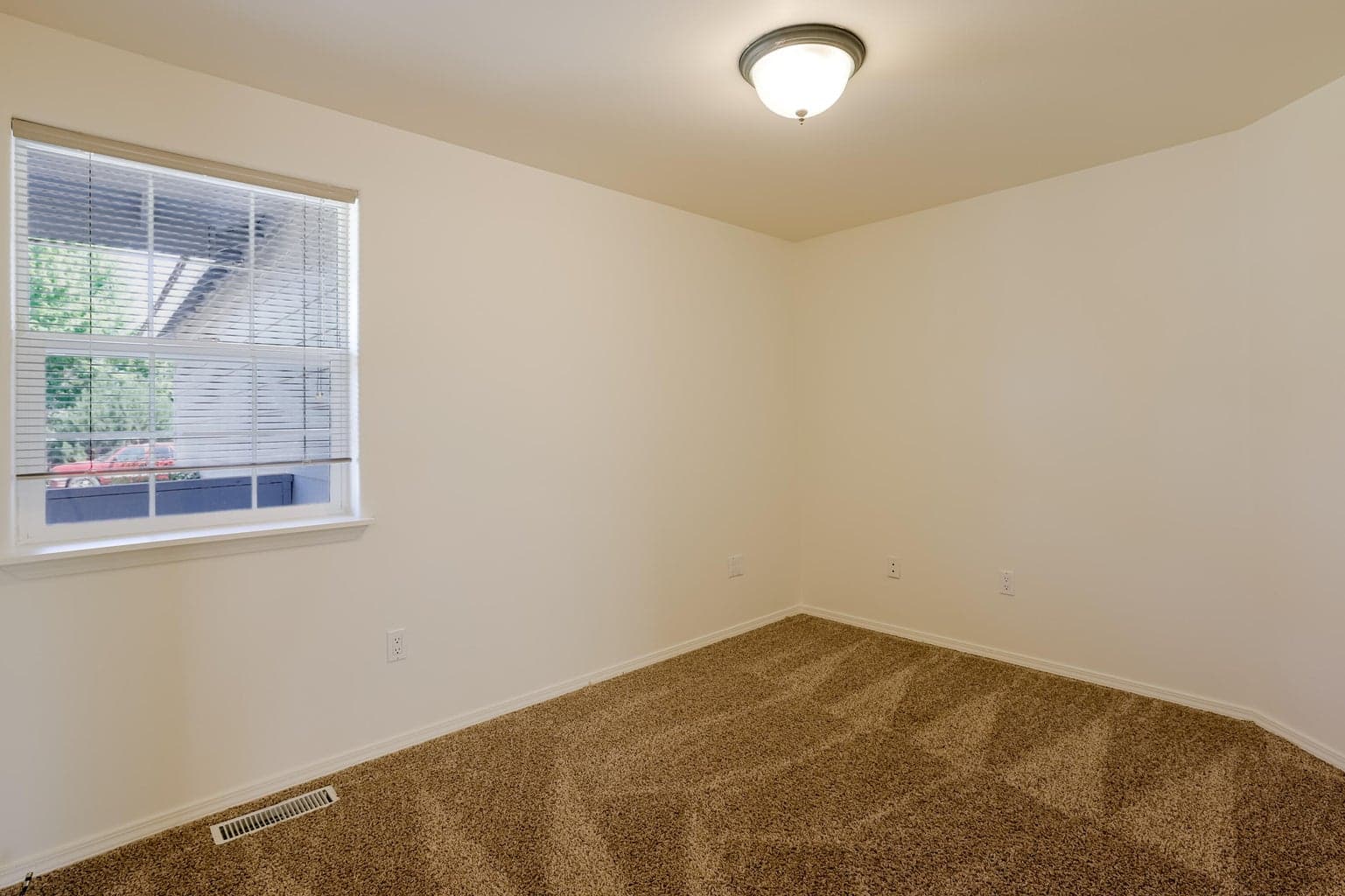 Photo of 2735 NE Faith Drive 22 of 41