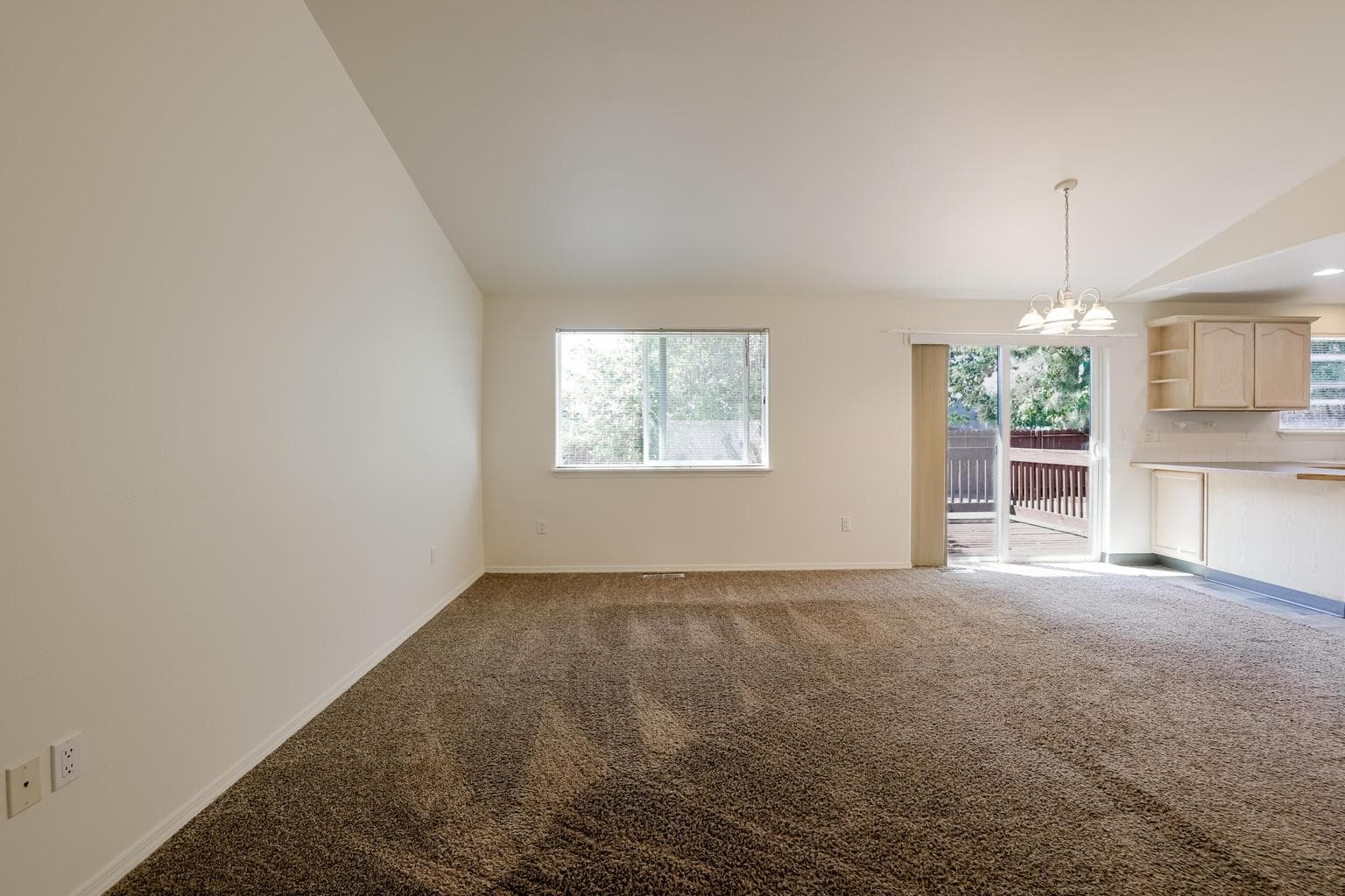 Photo of 2735 NE Faith Drive 6 of 41