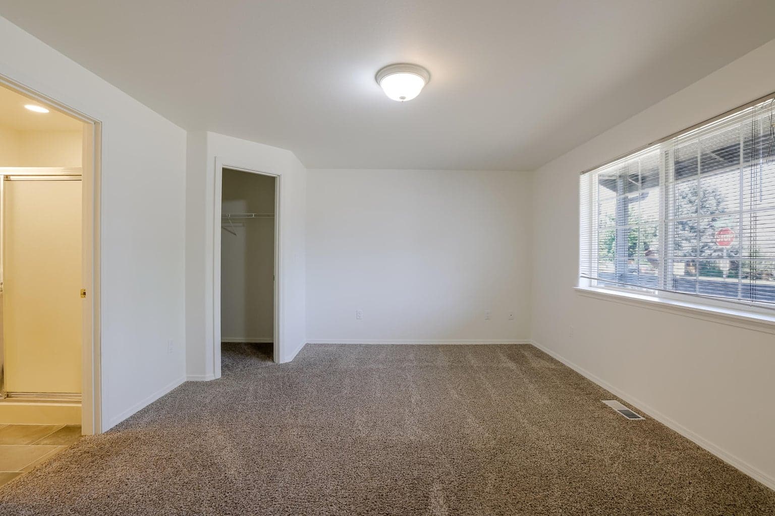 Photo of 2735 NE Faith Drive 27 of 41