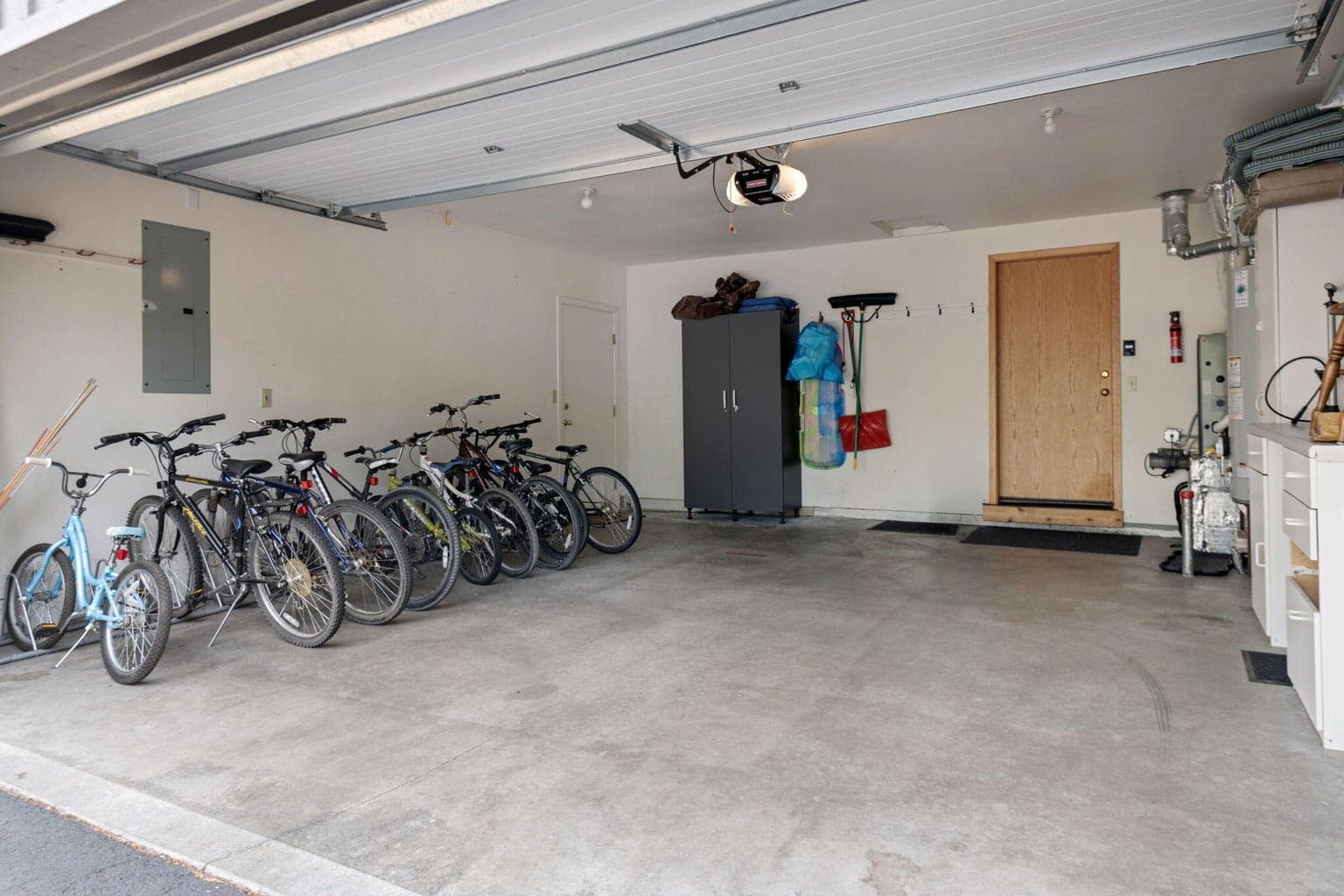 Photo of 57687 Filbert Lane 24 of 26