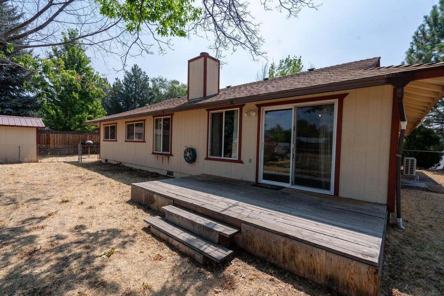 Photo of 2425 SW Glacier Avenue 21 of 27
