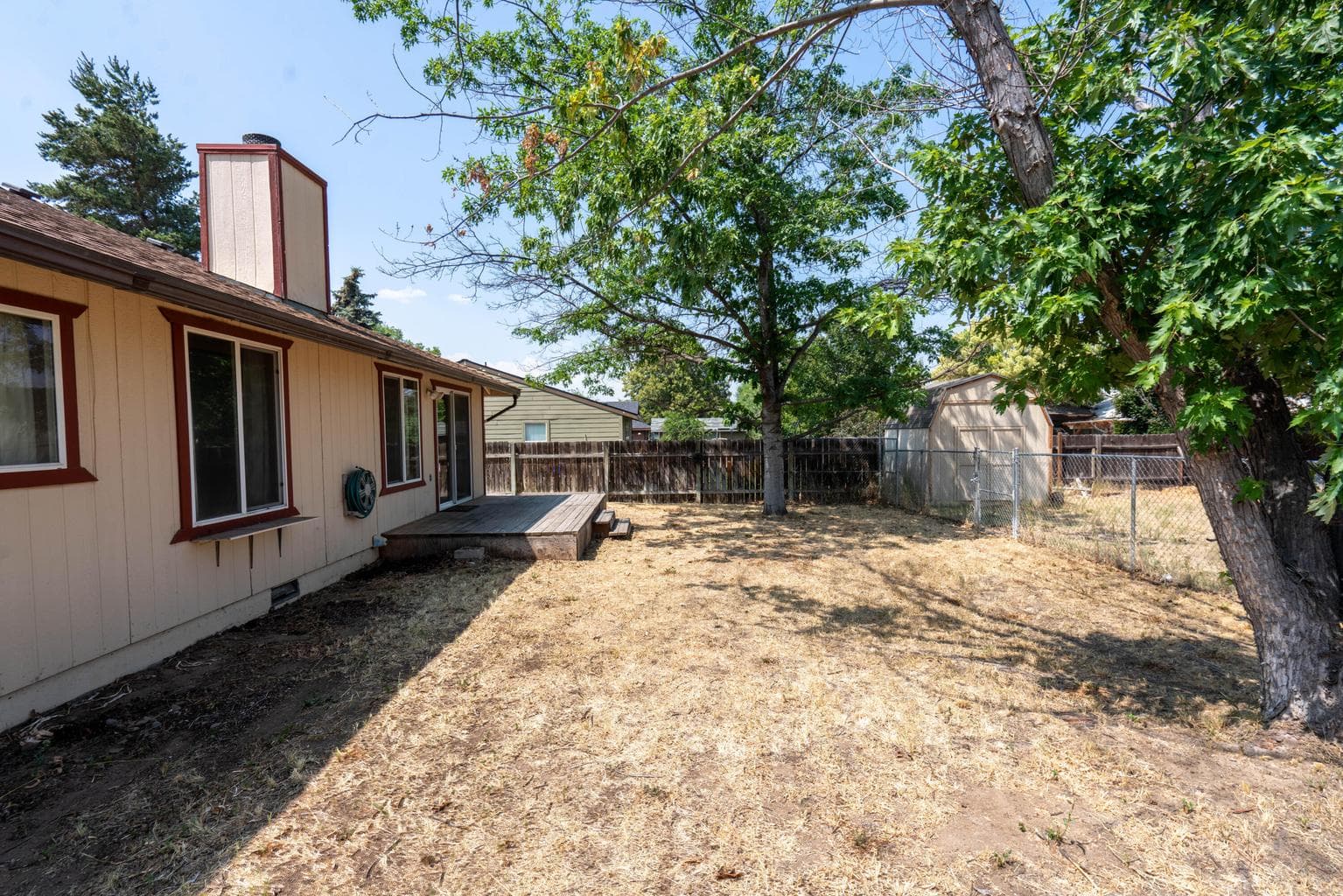 Photo of 2425 SW Glacier Avenue 24 of 27