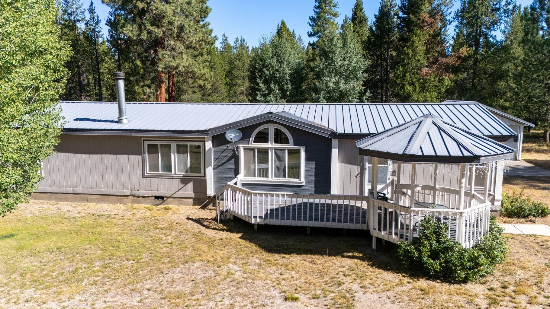 Photo of 153354 Hackamore Lane 2 of 37