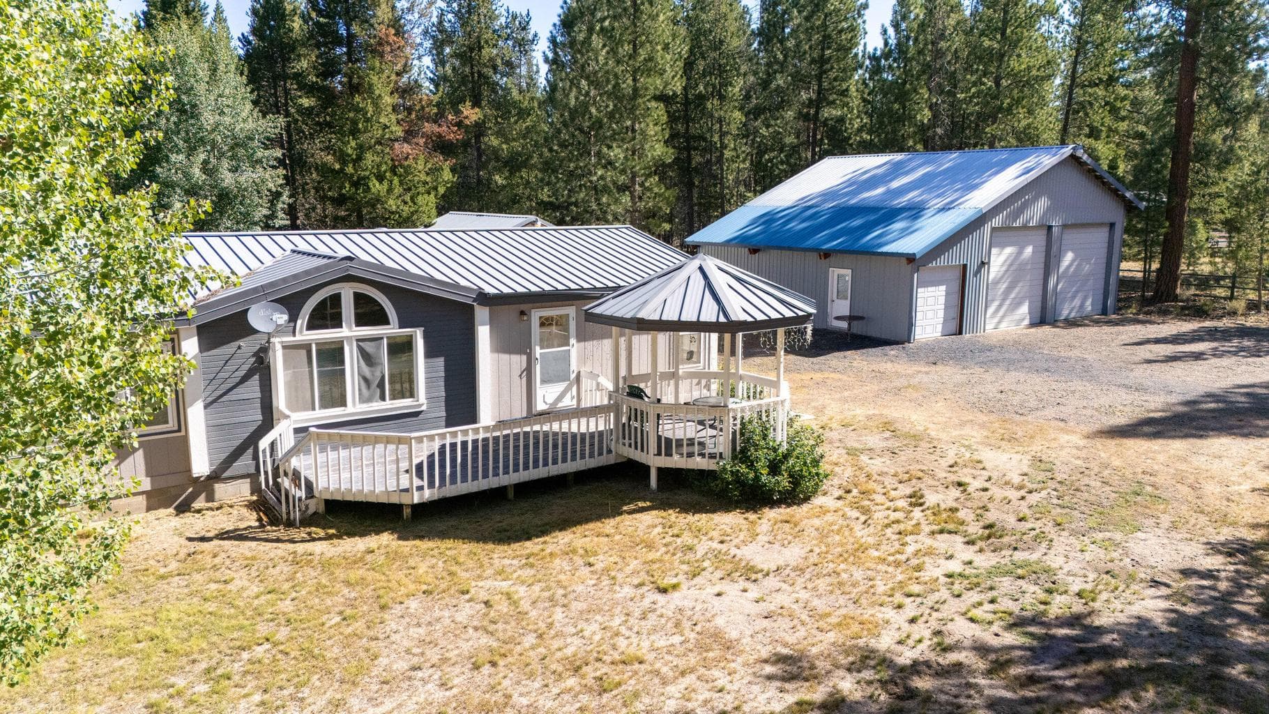 Photo of 153354 Hackamore Lane 3 of 37
