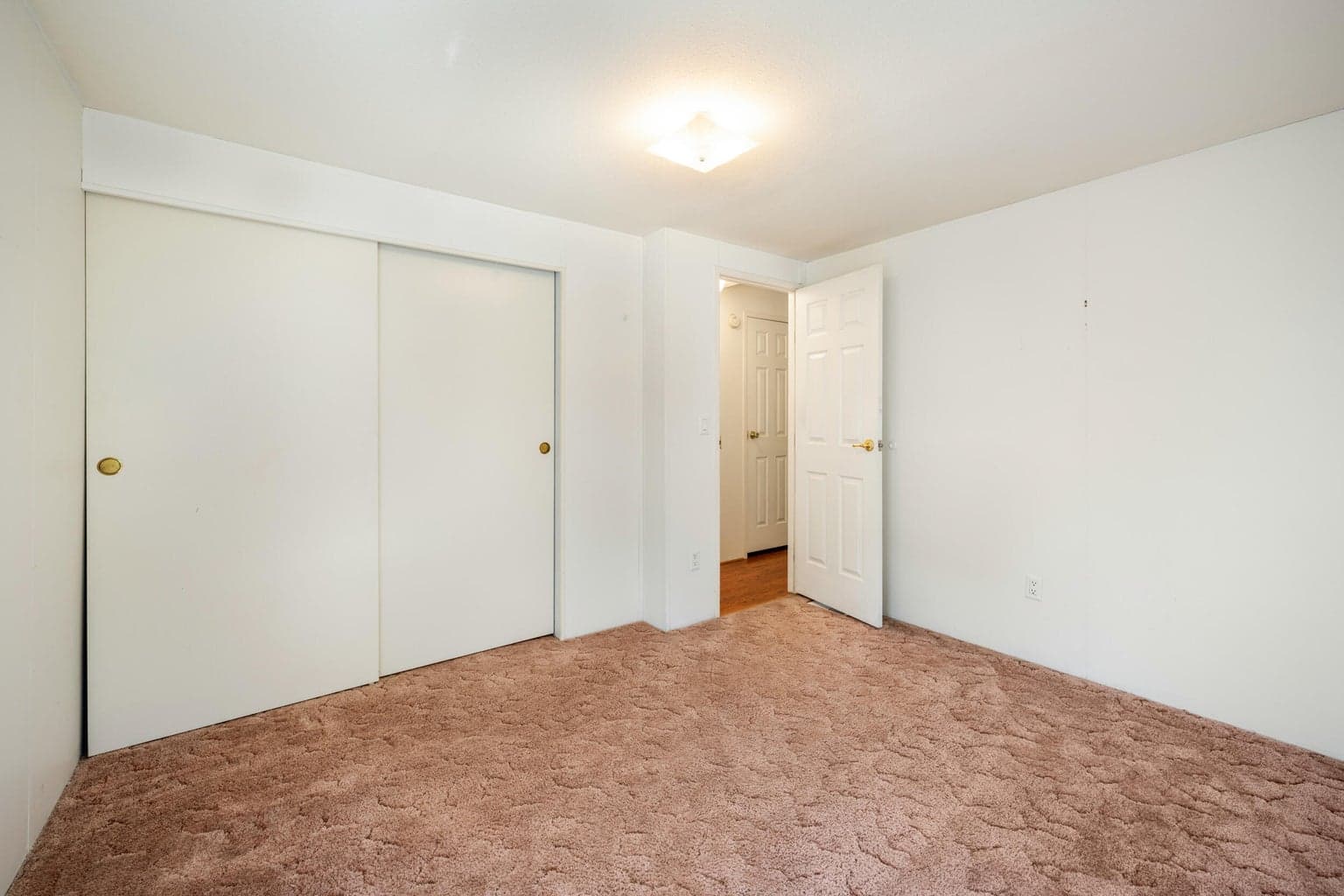 Guest Room 1