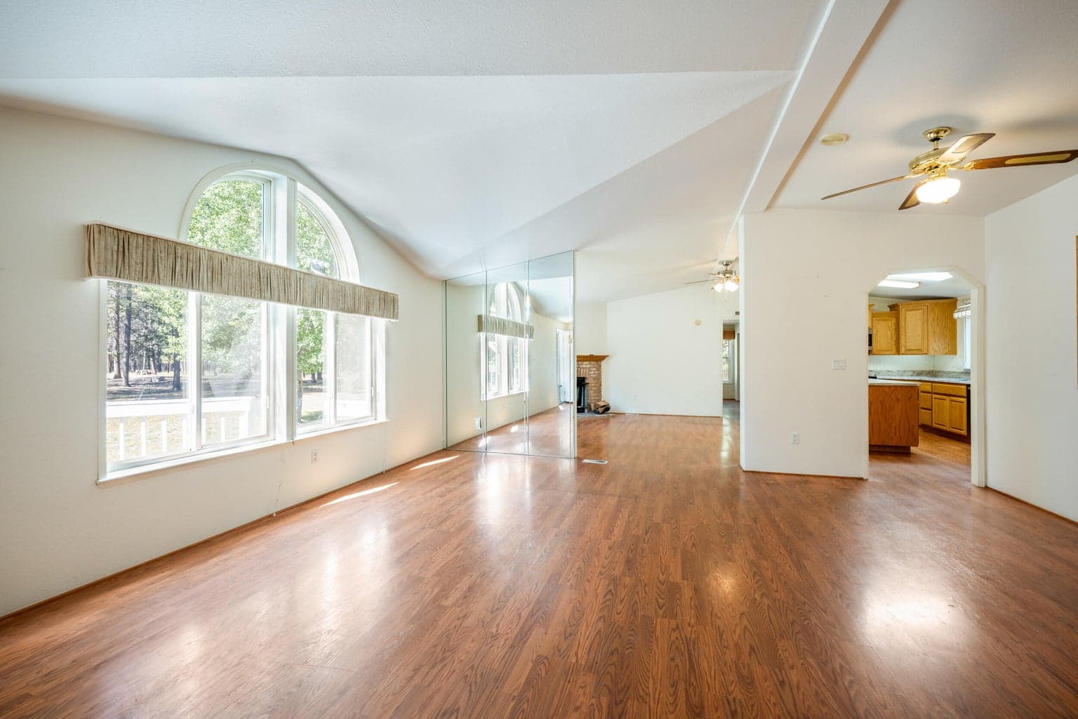 Photo of 153354 Hackamore Lane 12 of 37