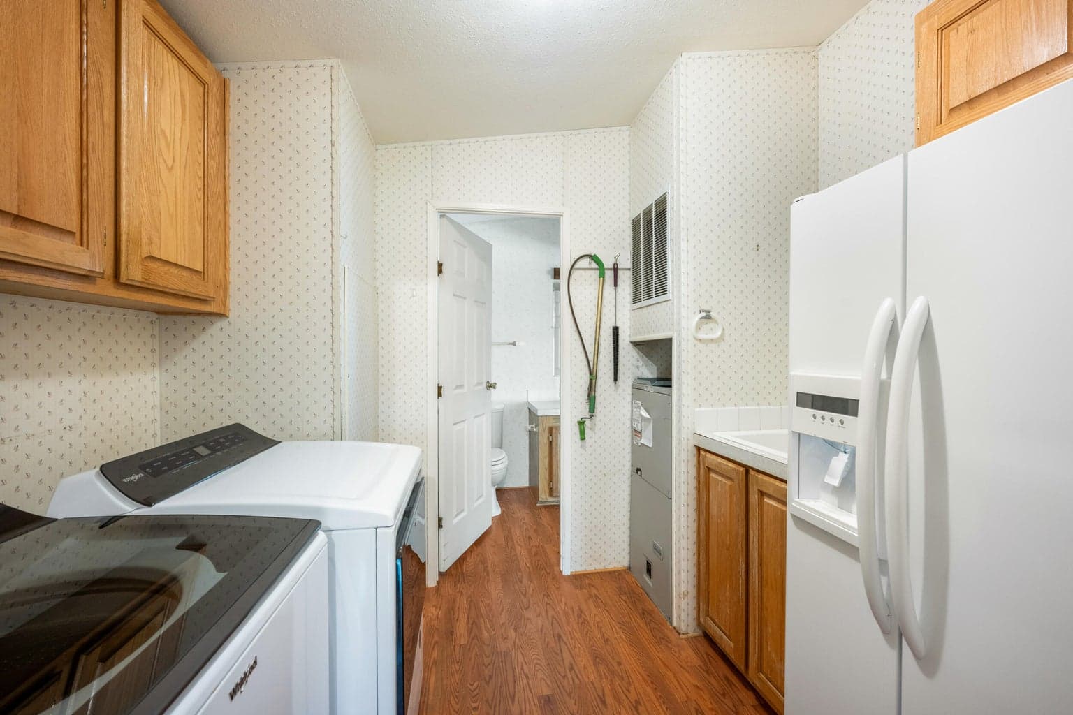 Utility Room, Washer, Dryer and Fridge Included