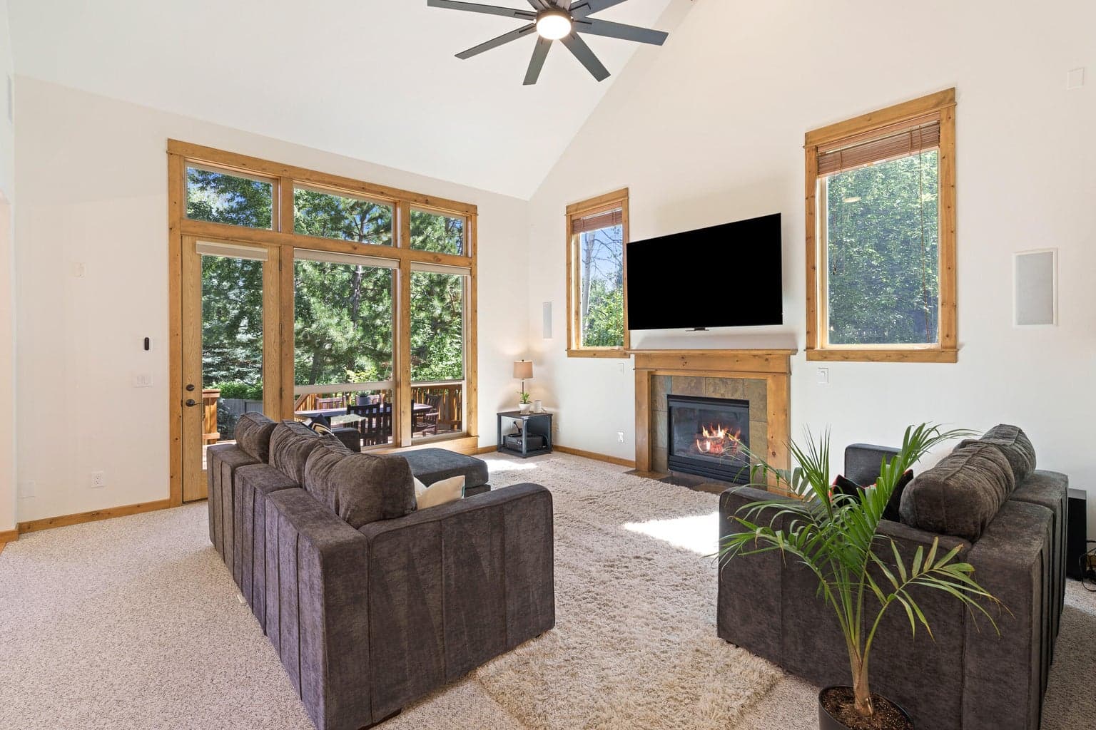 Photo of 60811 Goldenwood Loop 14 of 51