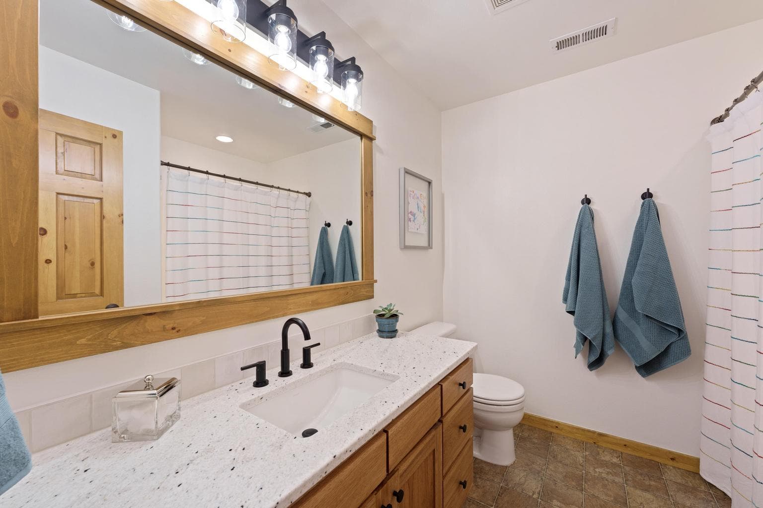 Upstairs guest bathroom