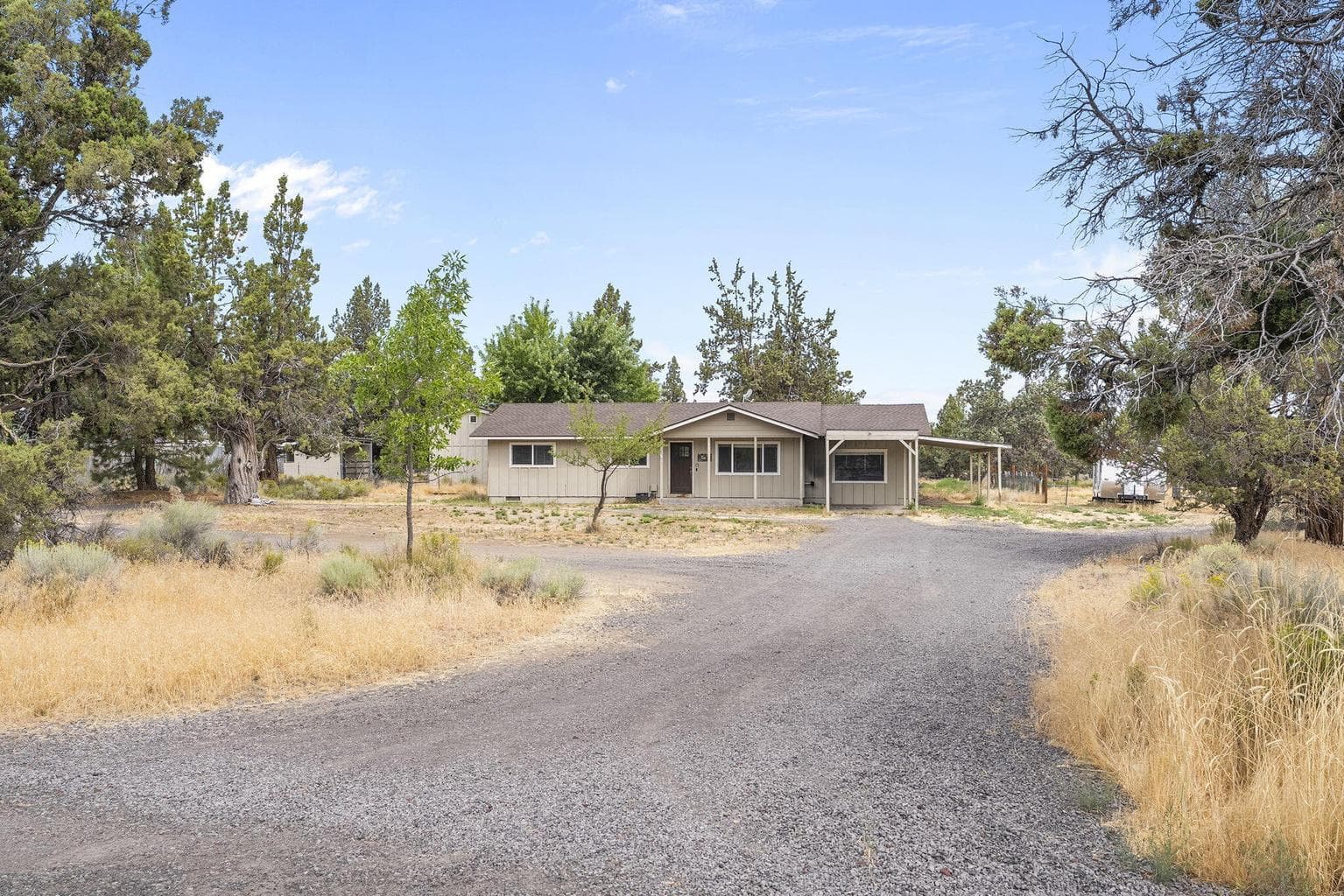 Photo of 22940 Lariat Lane 26 of 38