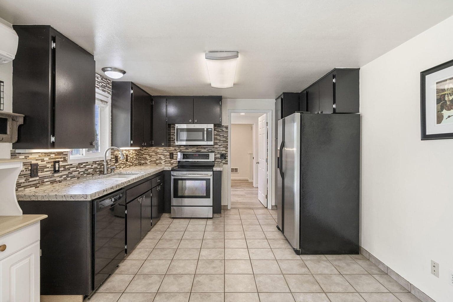 Photo of 22940 Lariat Lane 17 of 38