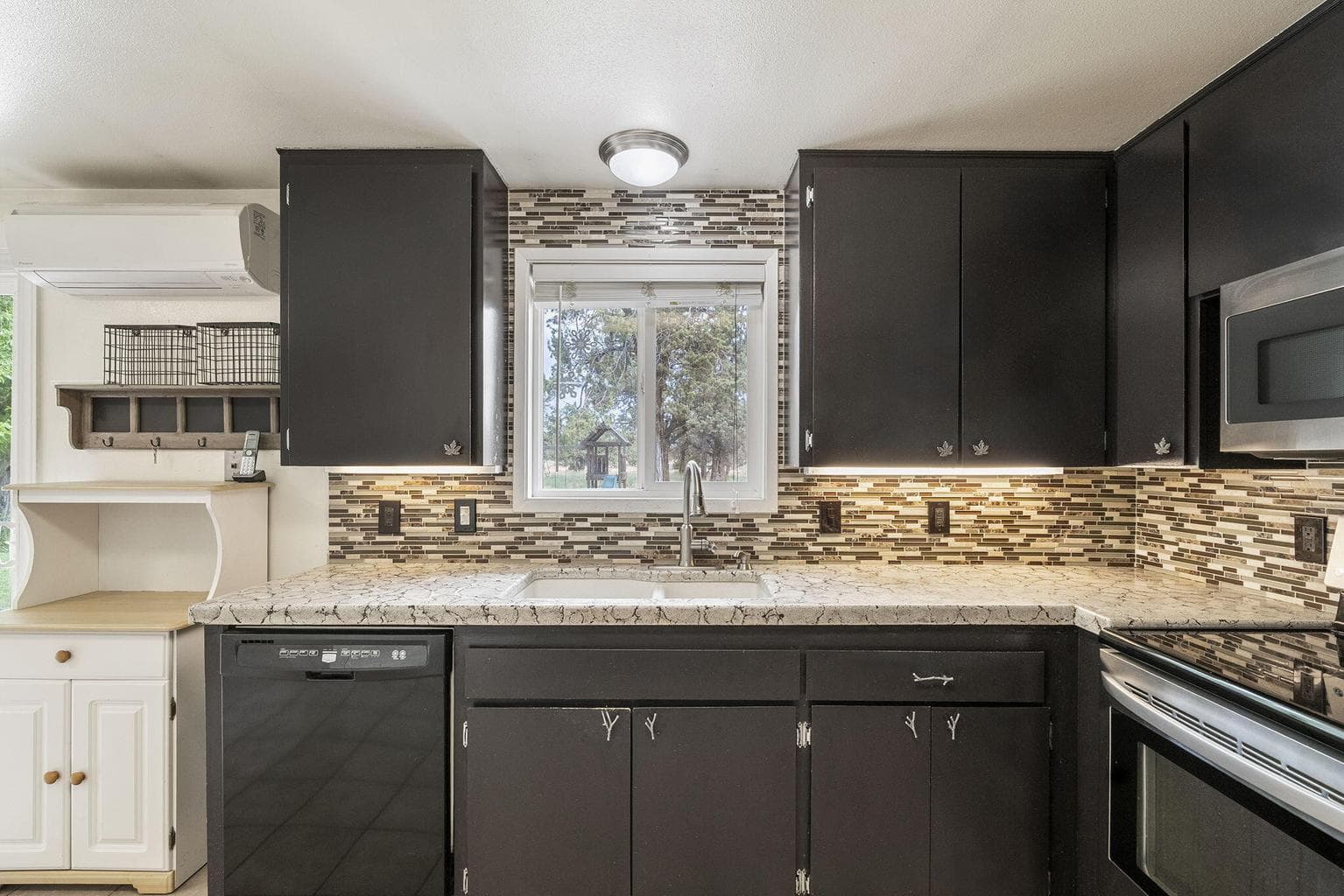 Photo of 22940 Lariat Lane 16 of 38
