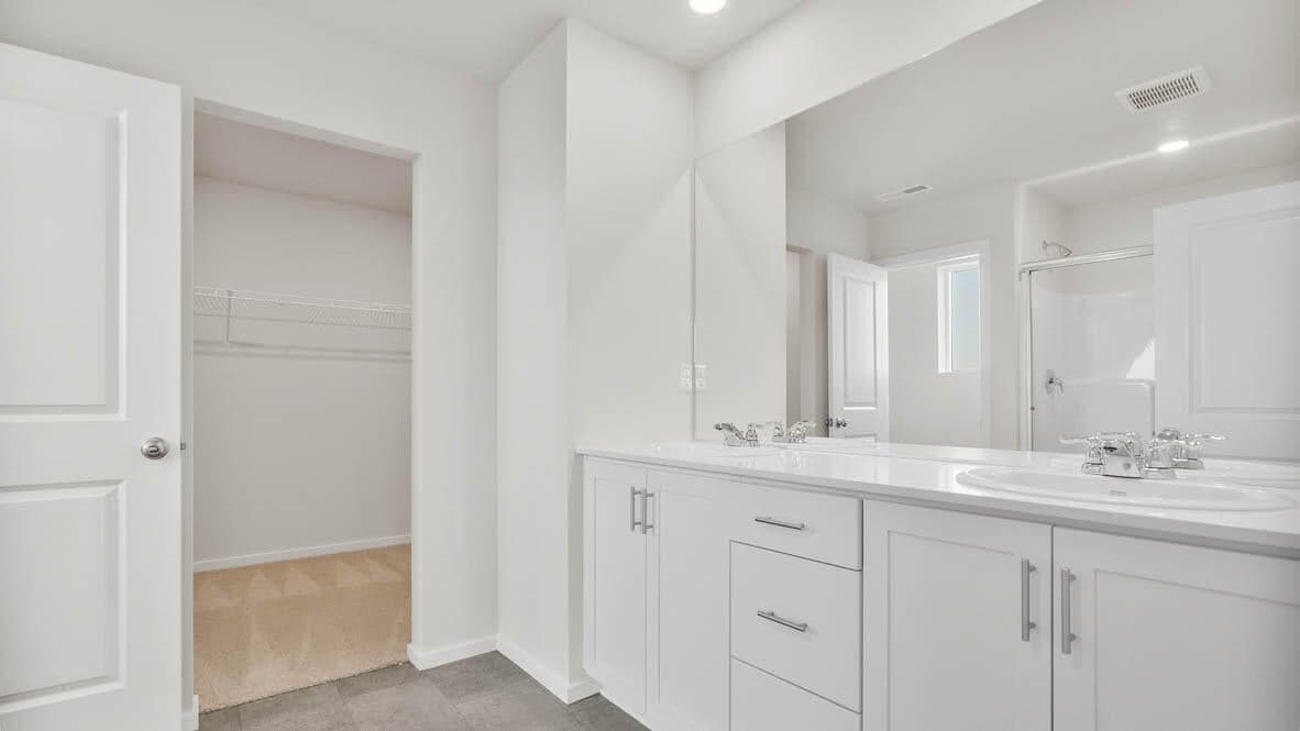 Photo of 61151 Splendor Lane 14 of 26