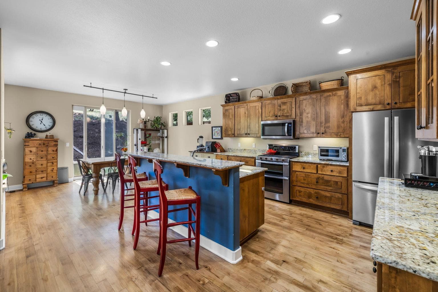 Photo of 400 NW Flagline Drive 19 of 72