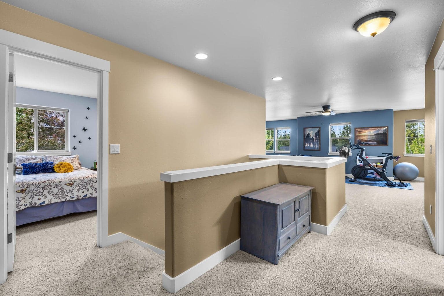 Photo of 400 NW Flagline Drive 29 of 72