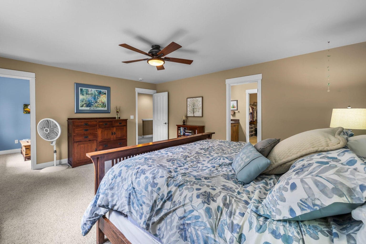 Photo of 400 NW Flagline Drive 34 of 72