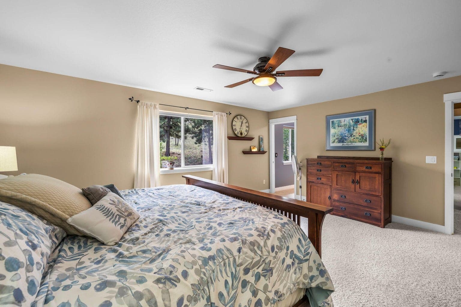 Photo of 400 NW Flagline Drive 37 of 72
