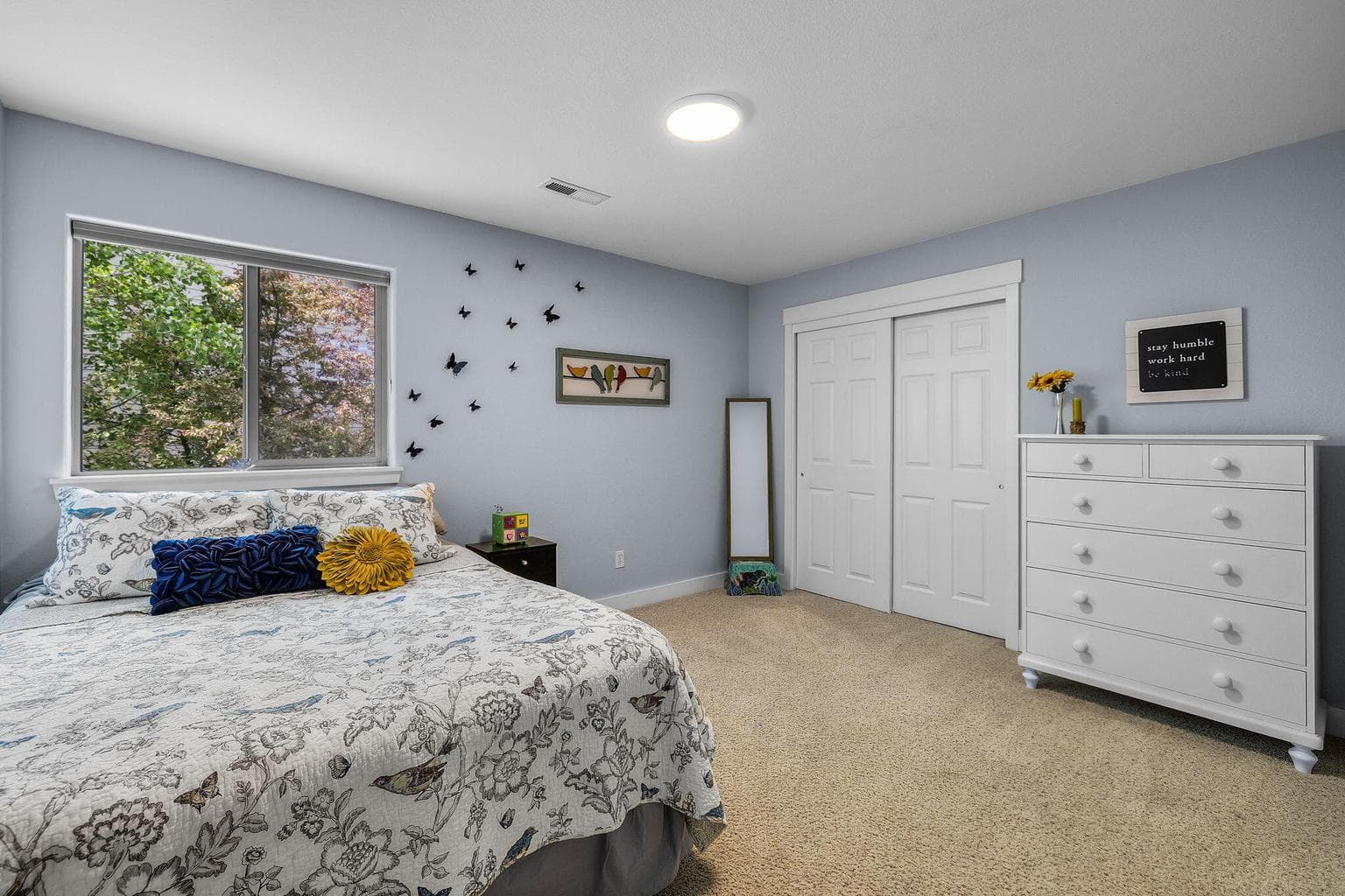 Photo of 400 NW Flagline Drive 41 of 72