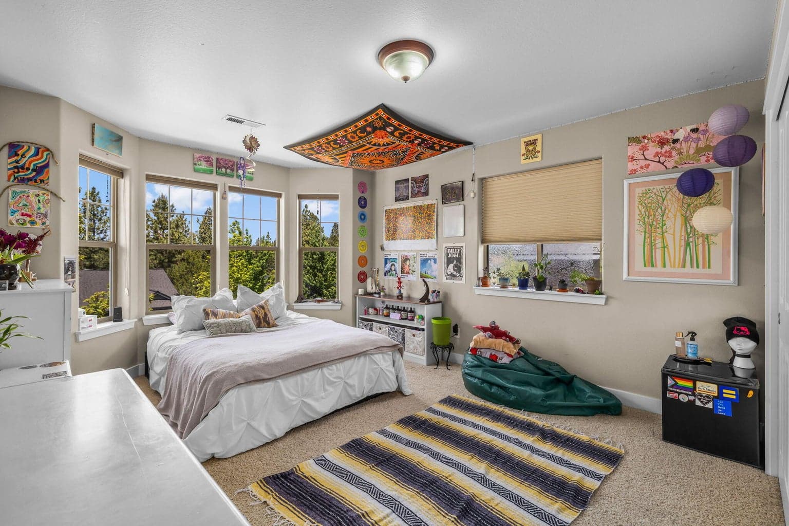 Photo of 400 NW Flagline Drive 49 of 72