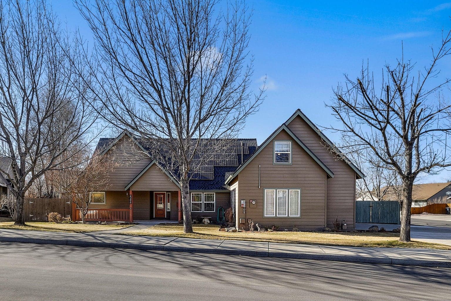 Photo of 2335 21st 2 of 49