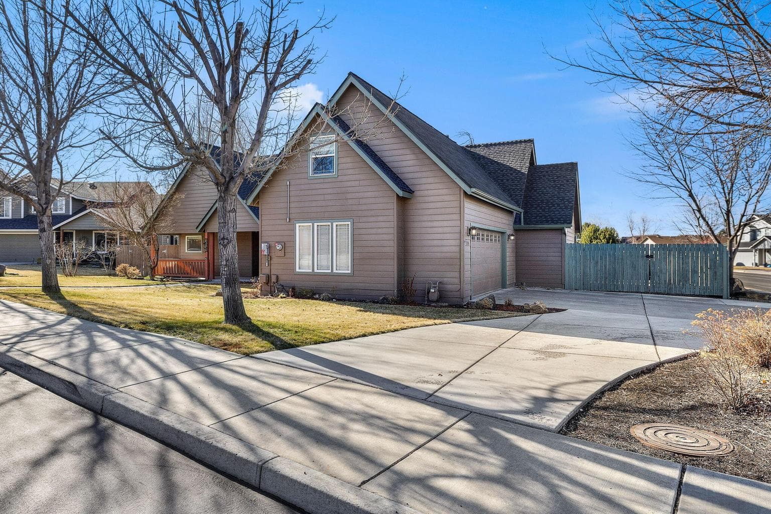 Photo of 2335 21st 4 of 49