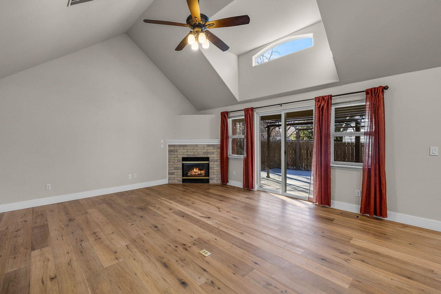 Photo of 2335 NW 21st Court 8 of 49