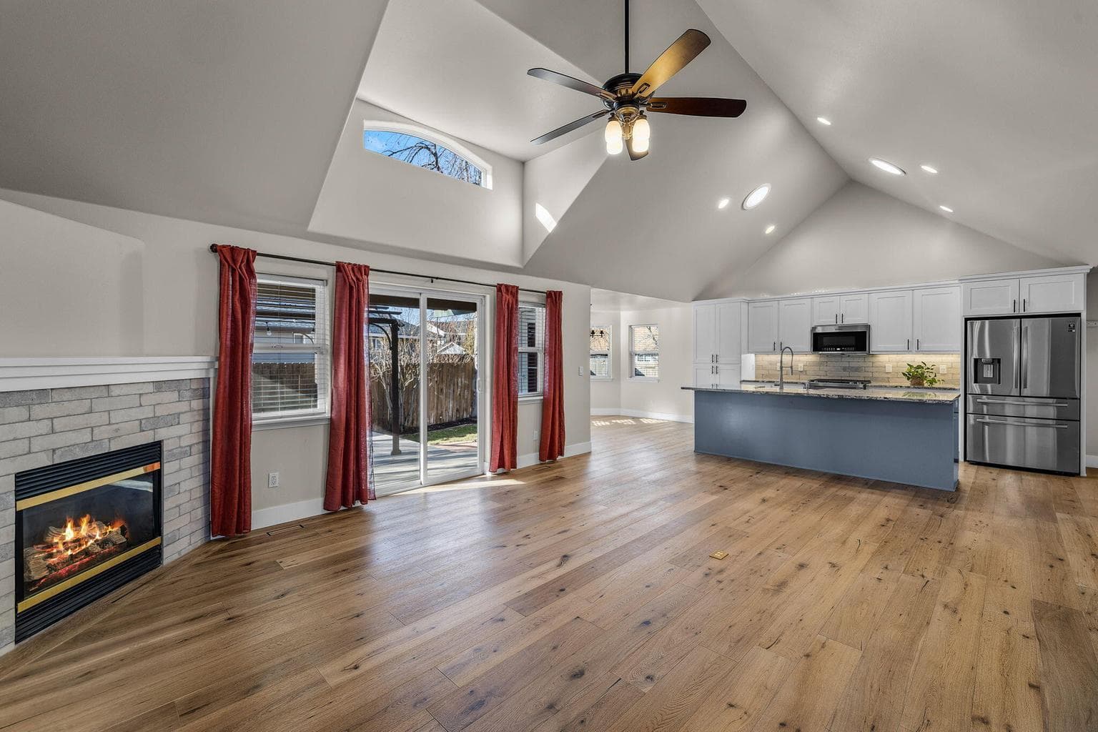Photo of 2335 NW 21st Court 11 of 49