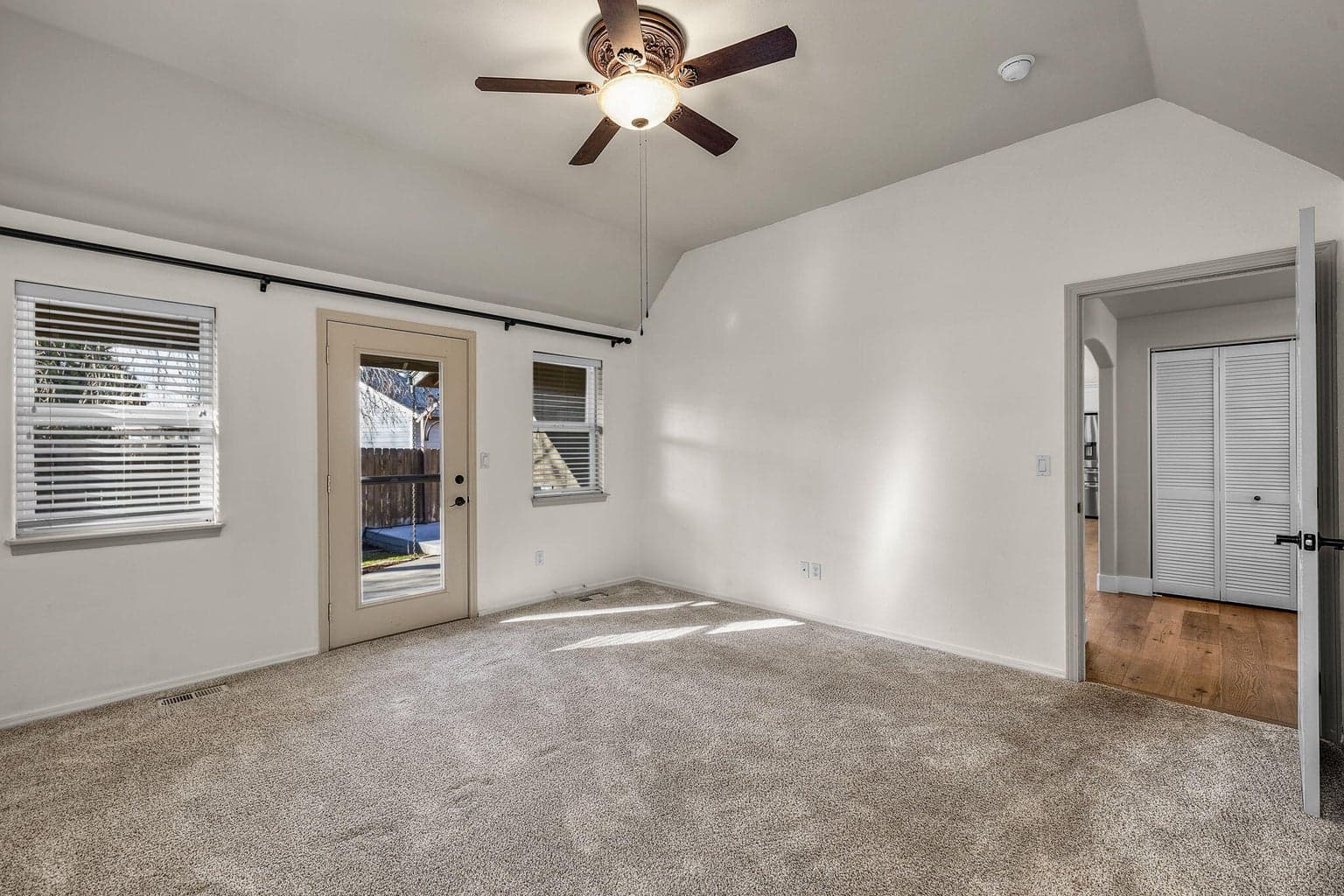 Photo of 2335 NW 21st Court 18 of 49