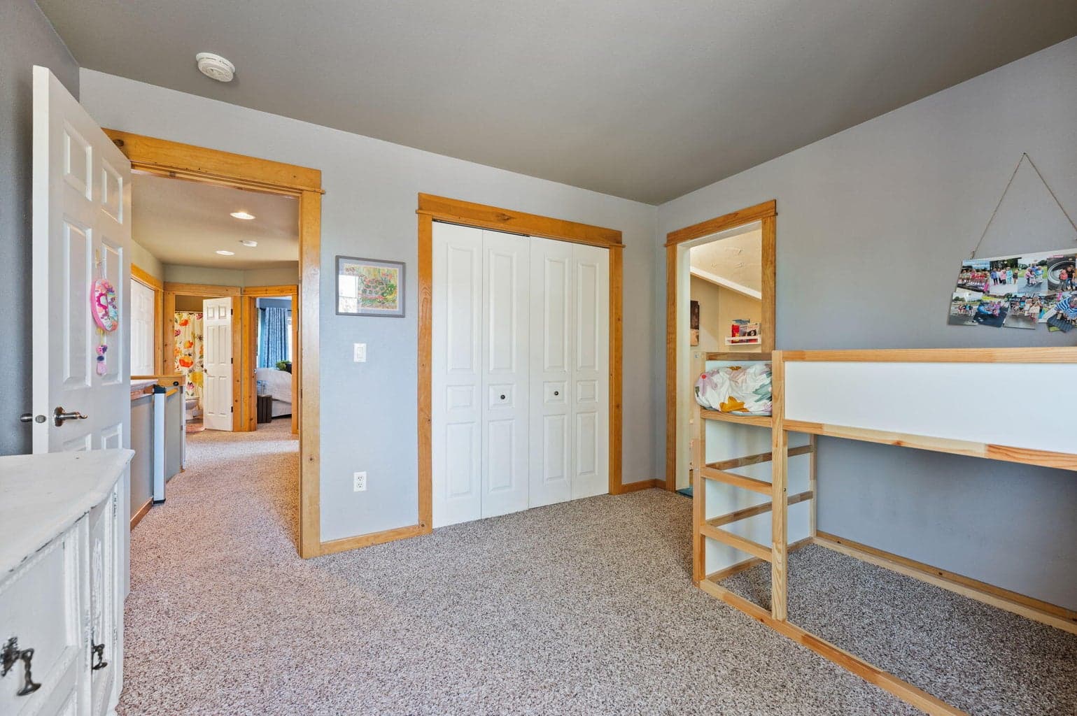Photo of 2910 NW Canyon Drive 32 of 43