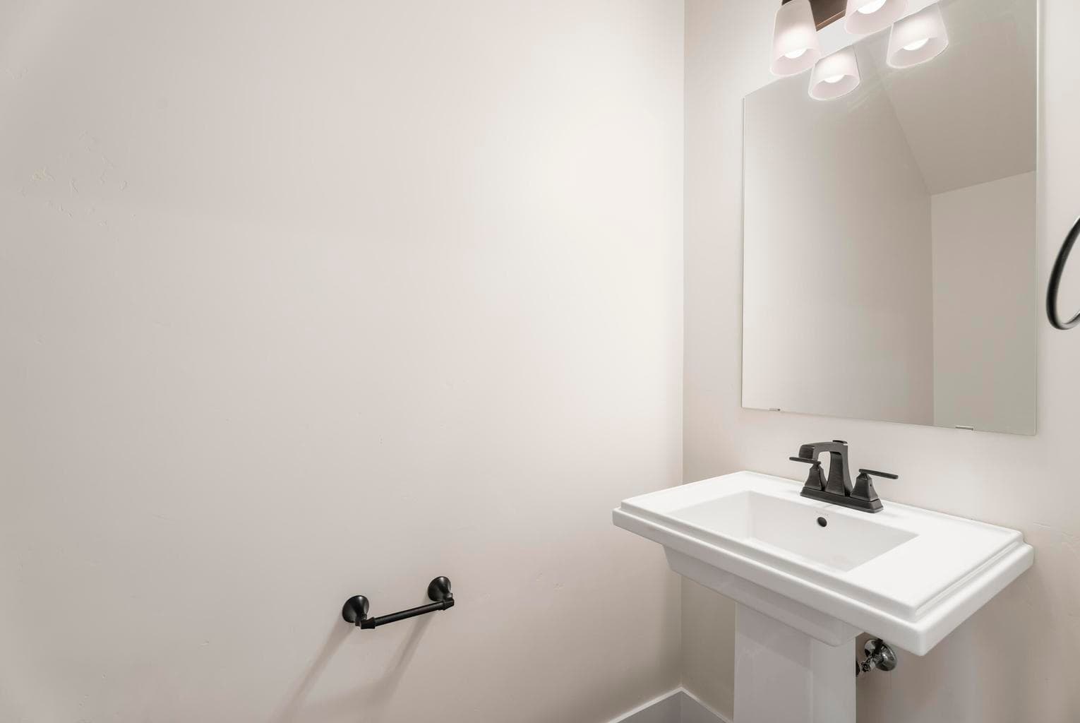 Photo of 3989 SW Coyote Avenue 13 of 24