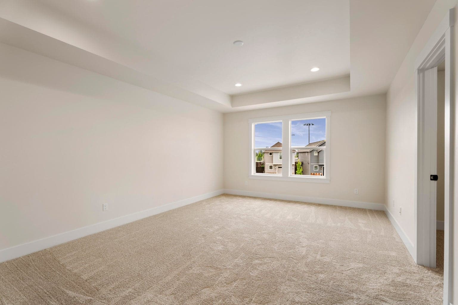 Photo of 3989 SW Coyote Avenue 16 of 24