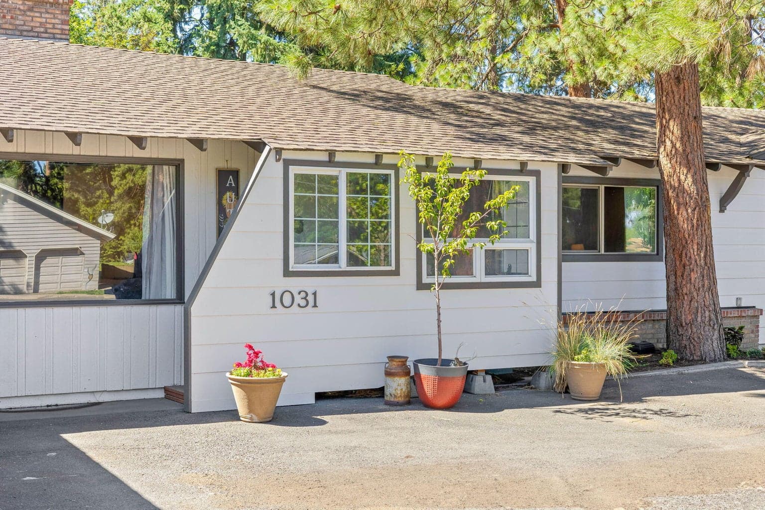 Photo of 1031 Penn 2 of 52