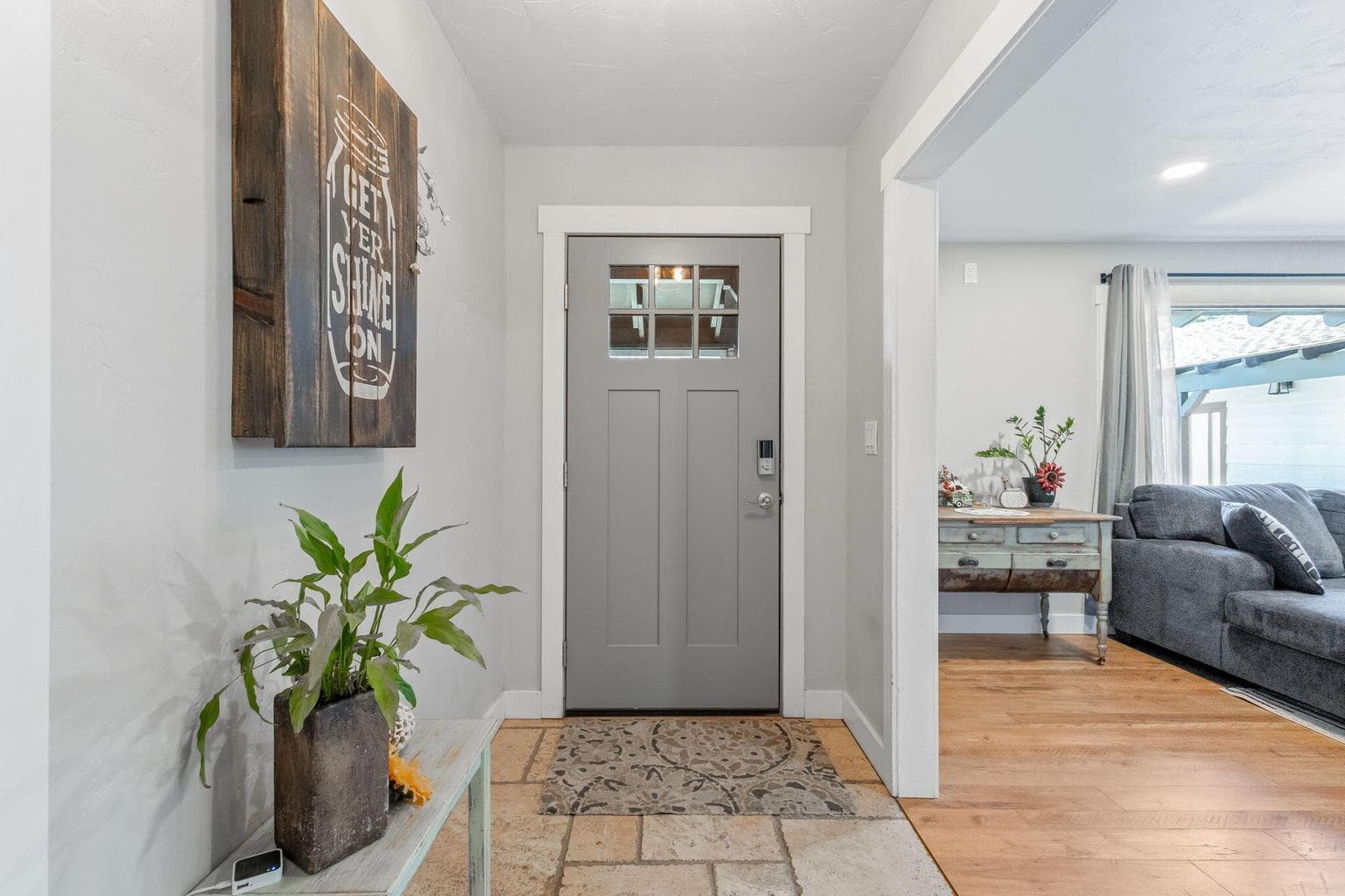 Photo of 1031 Penn 3 of 52