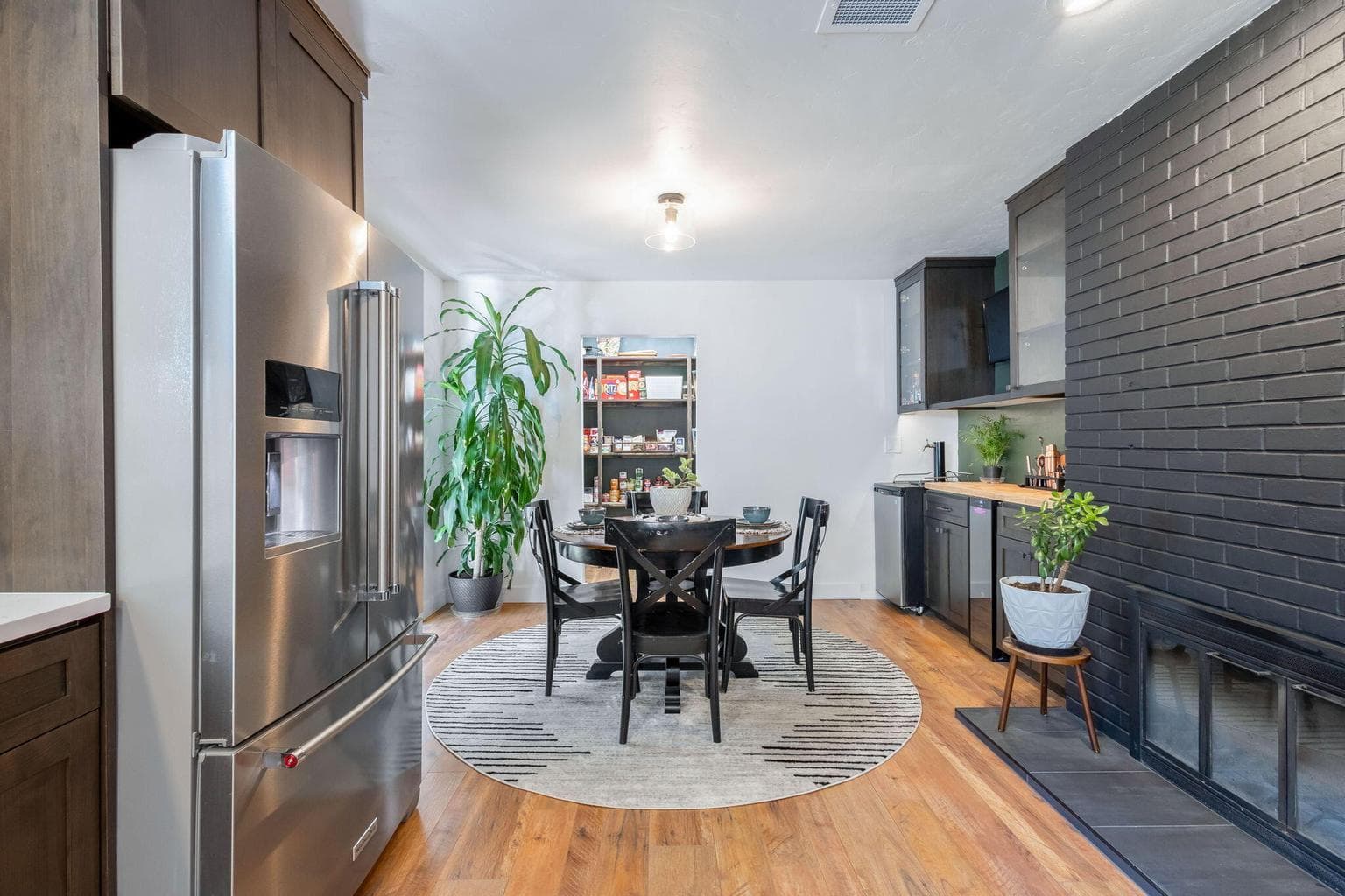 Photo of 1031 NE Penn Avenue 12 of 52