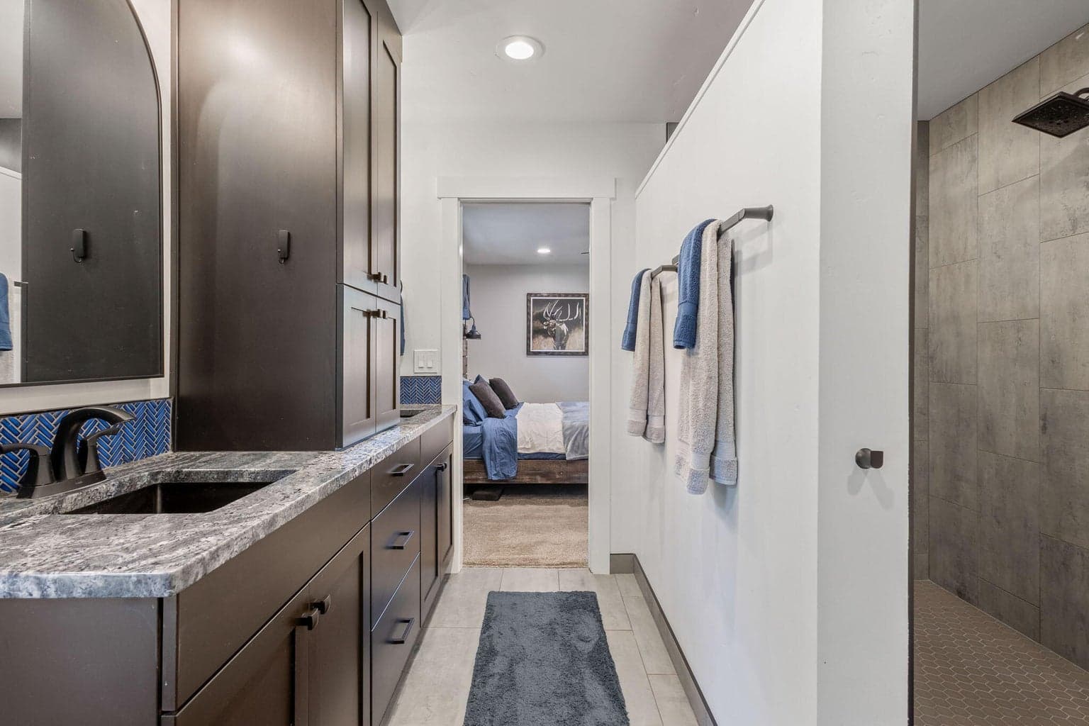 Photo of 1031 NE Penn Avenue 20 of 52