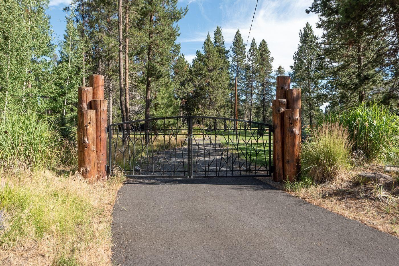 Photo of 17285 Satterlee Way 28 of 39