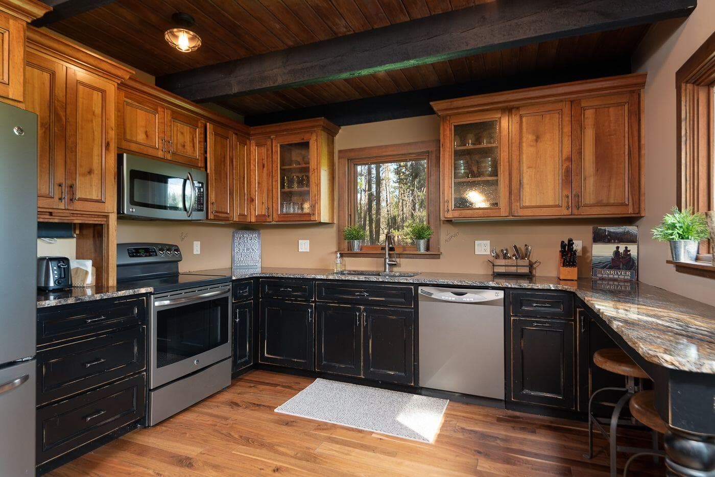 Photo of 17285 Satterlee Way 14 of 39