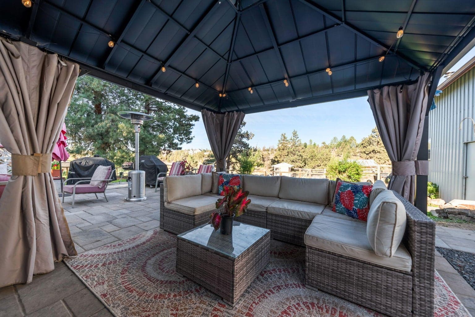Back patio pergola
